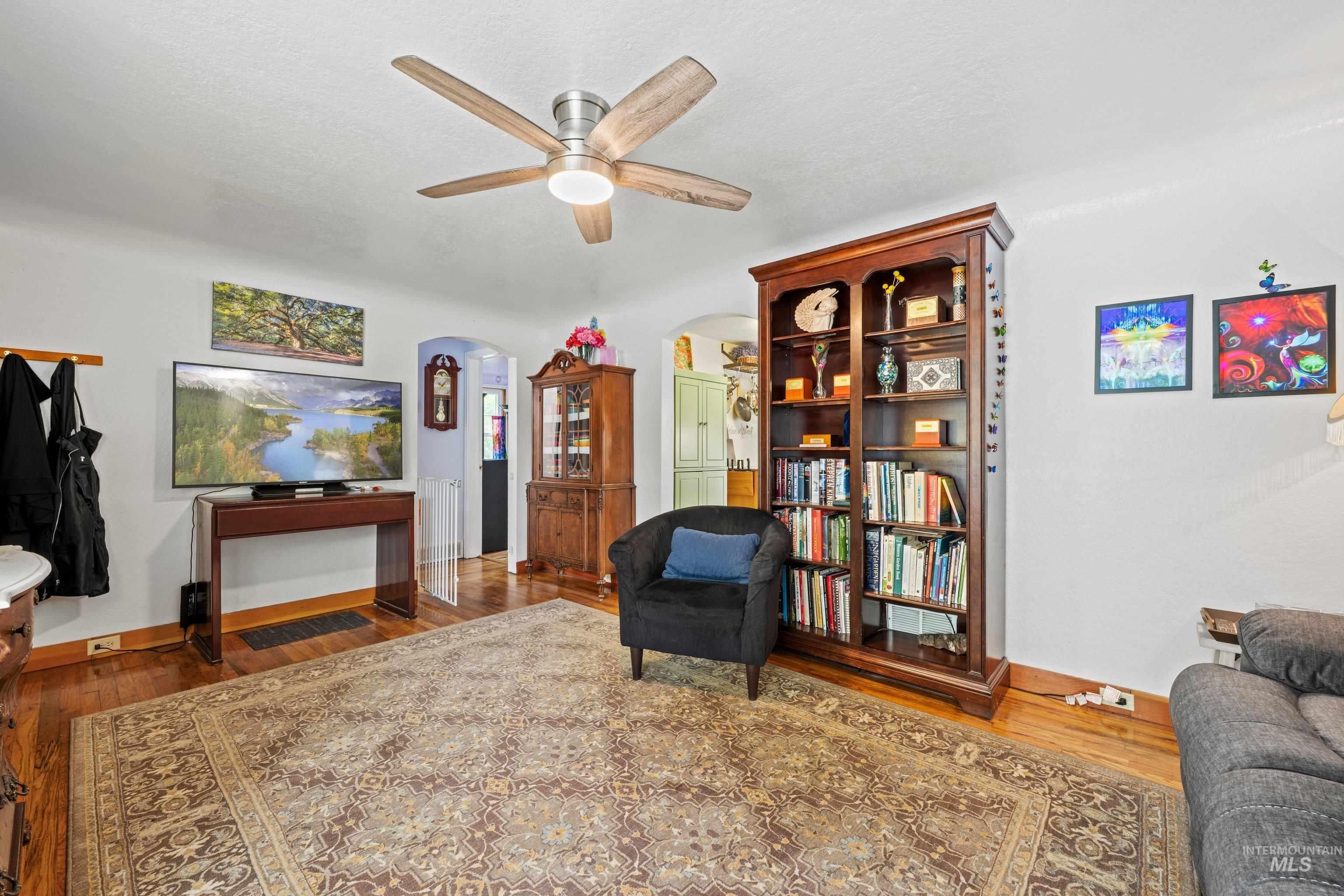 105 N Vinson St, Boise, Idaho 83706, 4 Bedrooms, 1 Bathroom, Residential For Sale, Price $475,000,MLS 98989266