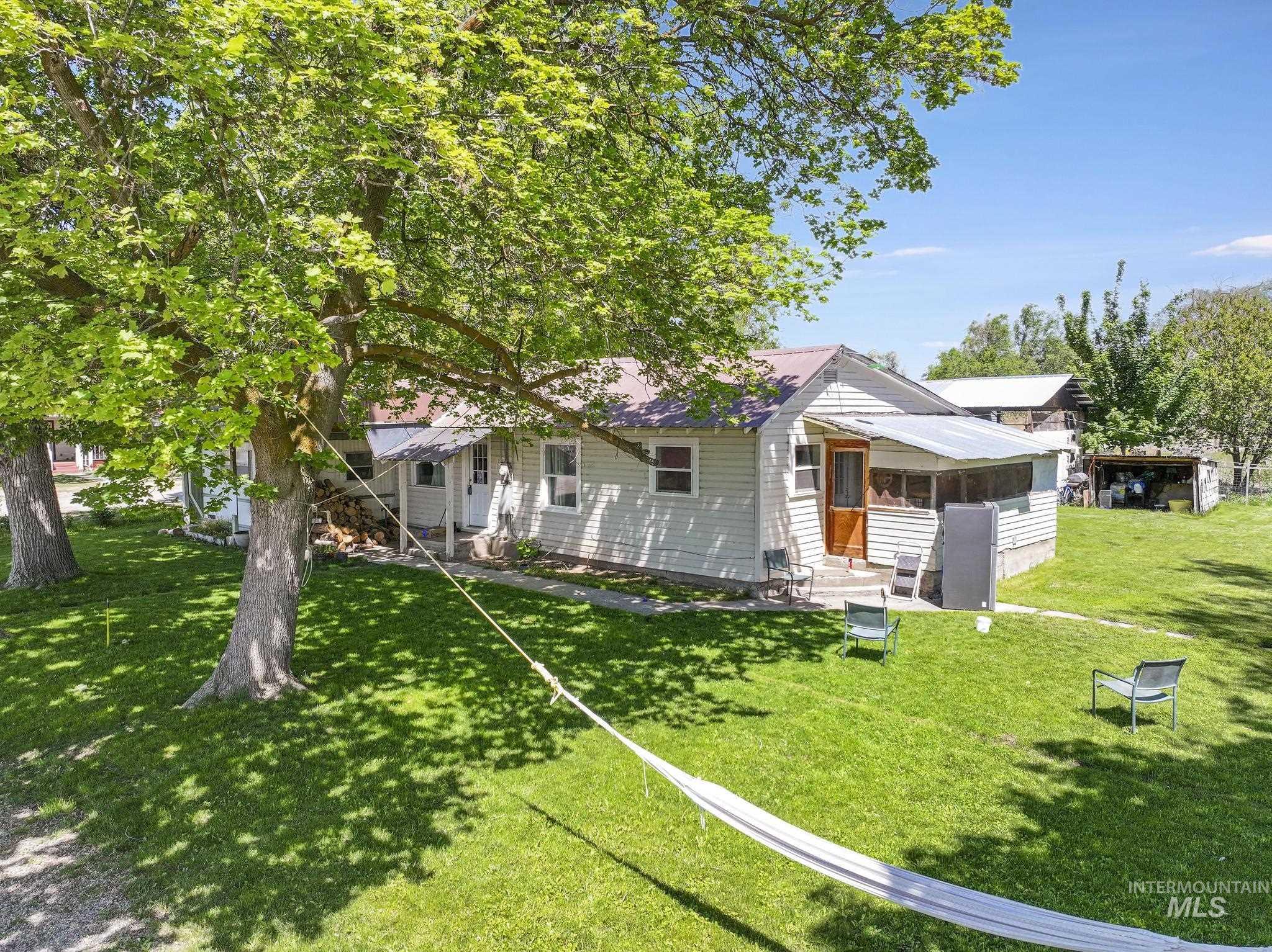 748 N Lincoln St, Dietrich, Idaho 83324, 4 Bedrooms, 2 Bathrooms, Residential For Sale, Price $375,000,MLS 98989270