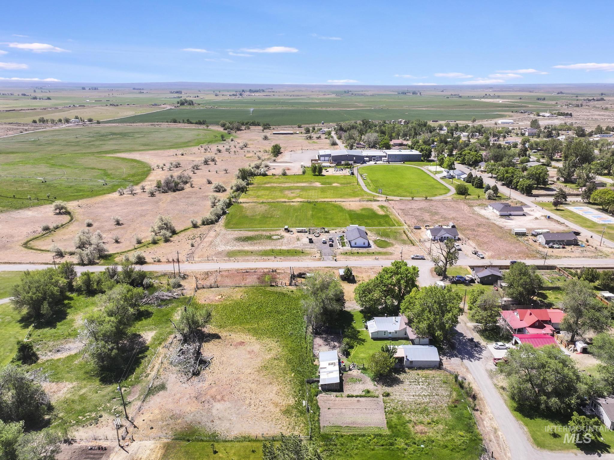 748 N Lincoln St, Dietrich, Idaho 83324, 4 Bedrooms, 2 Bathrooms, Residential For Sale, Price $375,000,MLS 98989270