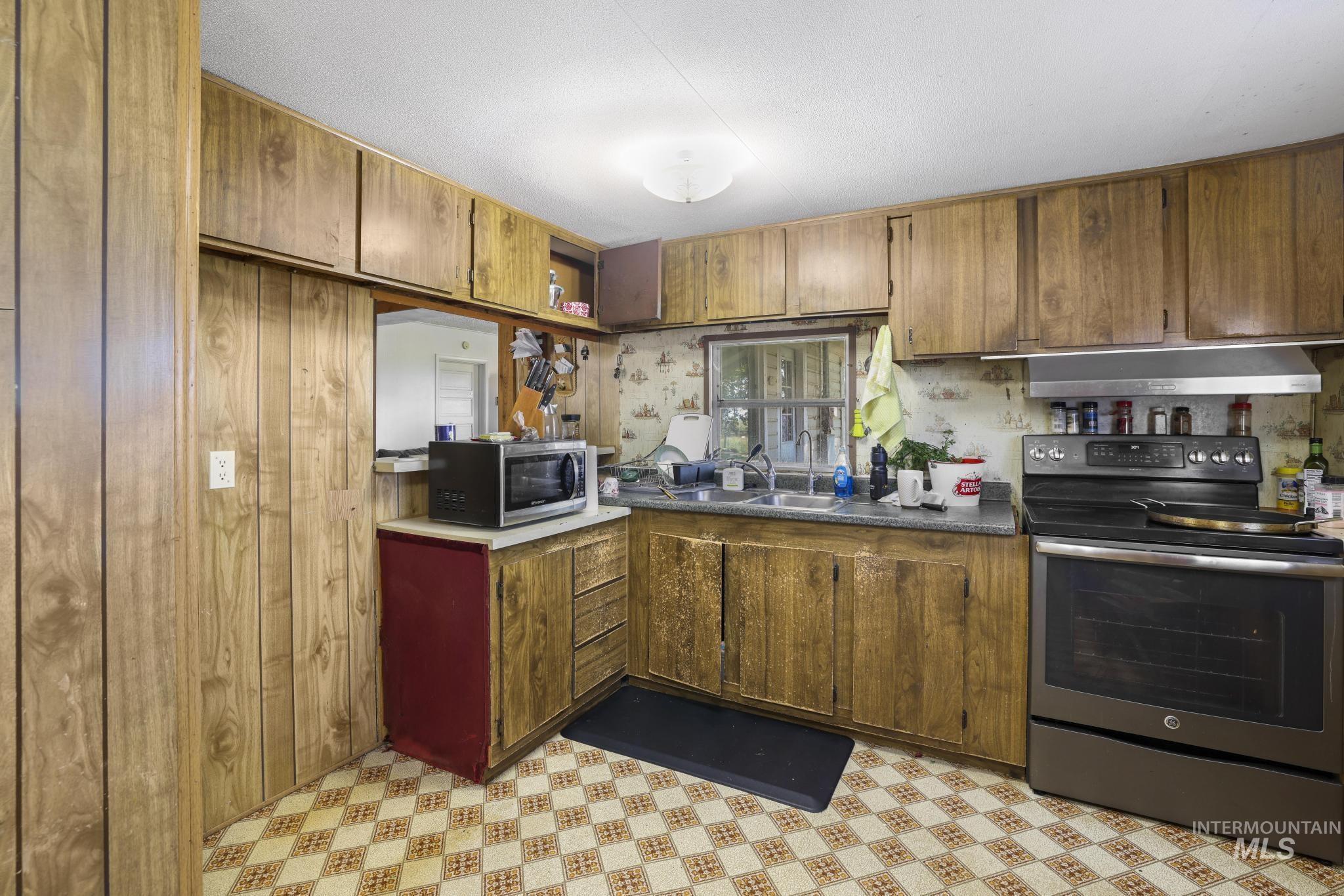 748 N Lincoln St, Dietrich, Idaho 83324, 4 Bedrooms, 2 Bathrooms, Residential For Sale, Price $375,000,MLS 98989270