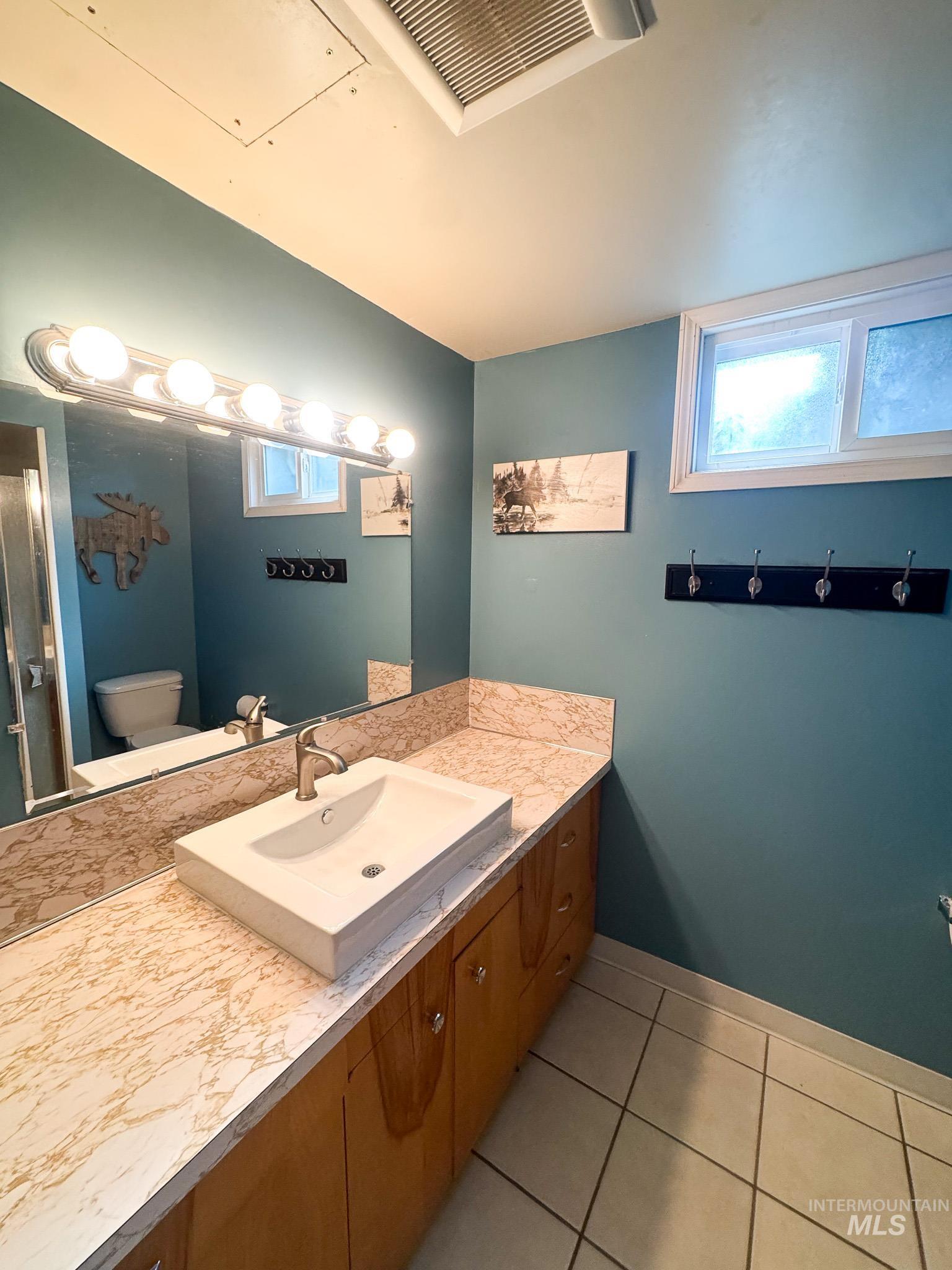 703 College St, Colton, Washington 99113, 4 Bedrooms, 2 Bathrooms, Residential For Sale, Price $539,900,MLS 98989273