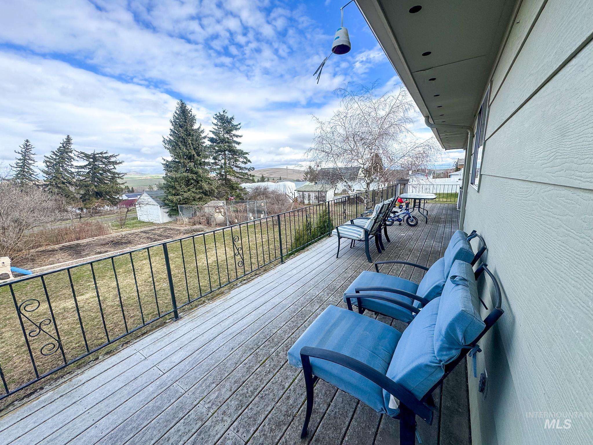 703 College St, Colton, Washington 99113, 4 Bedrooms, 2 Bathrooms, Residential For Sale, Price $539,900,MLS 98989273