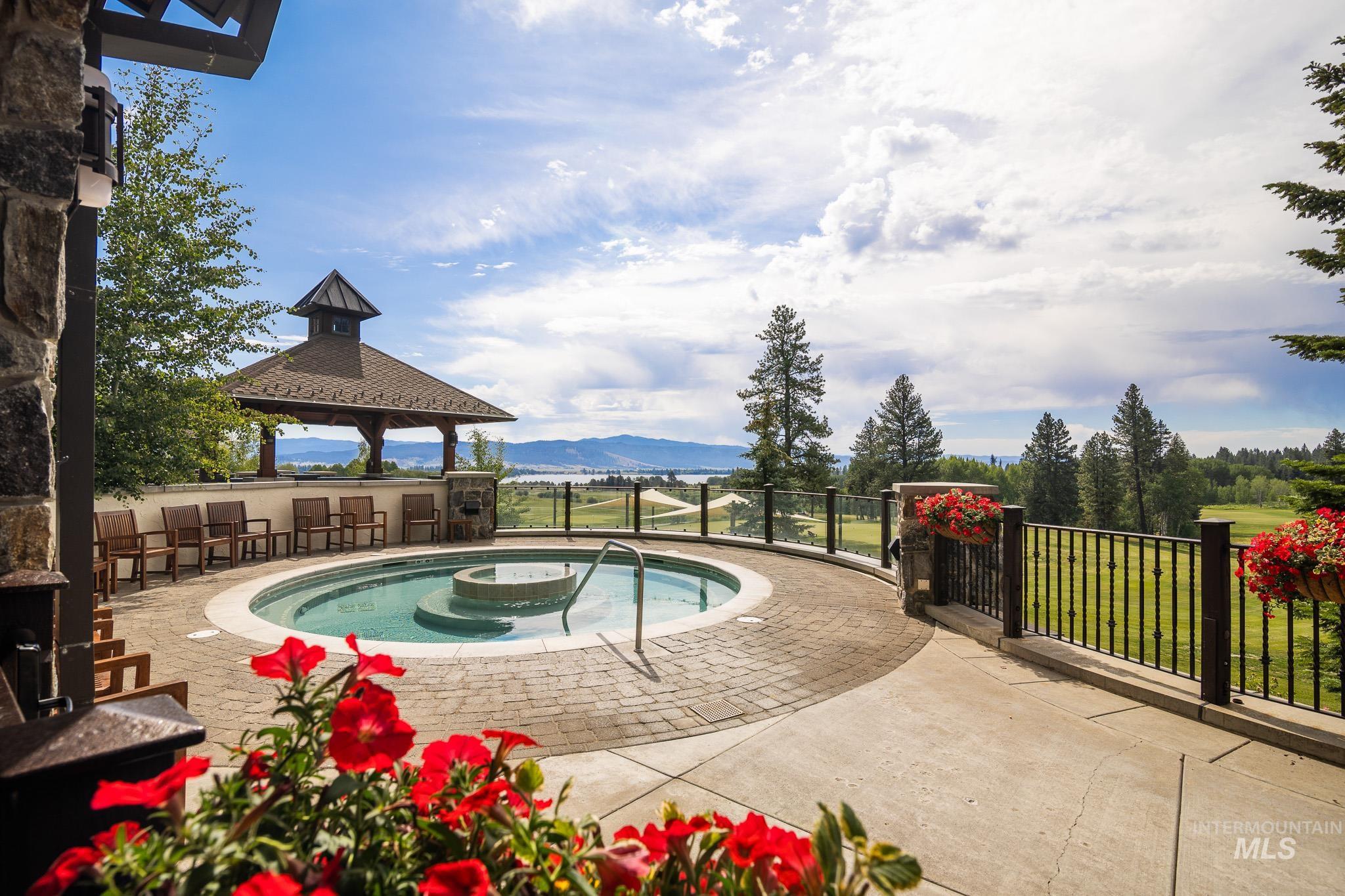 151 Pinnacle Court, Donnelly, Idaho 83615, Land For Sale, Price $499,000,MLS 98989277