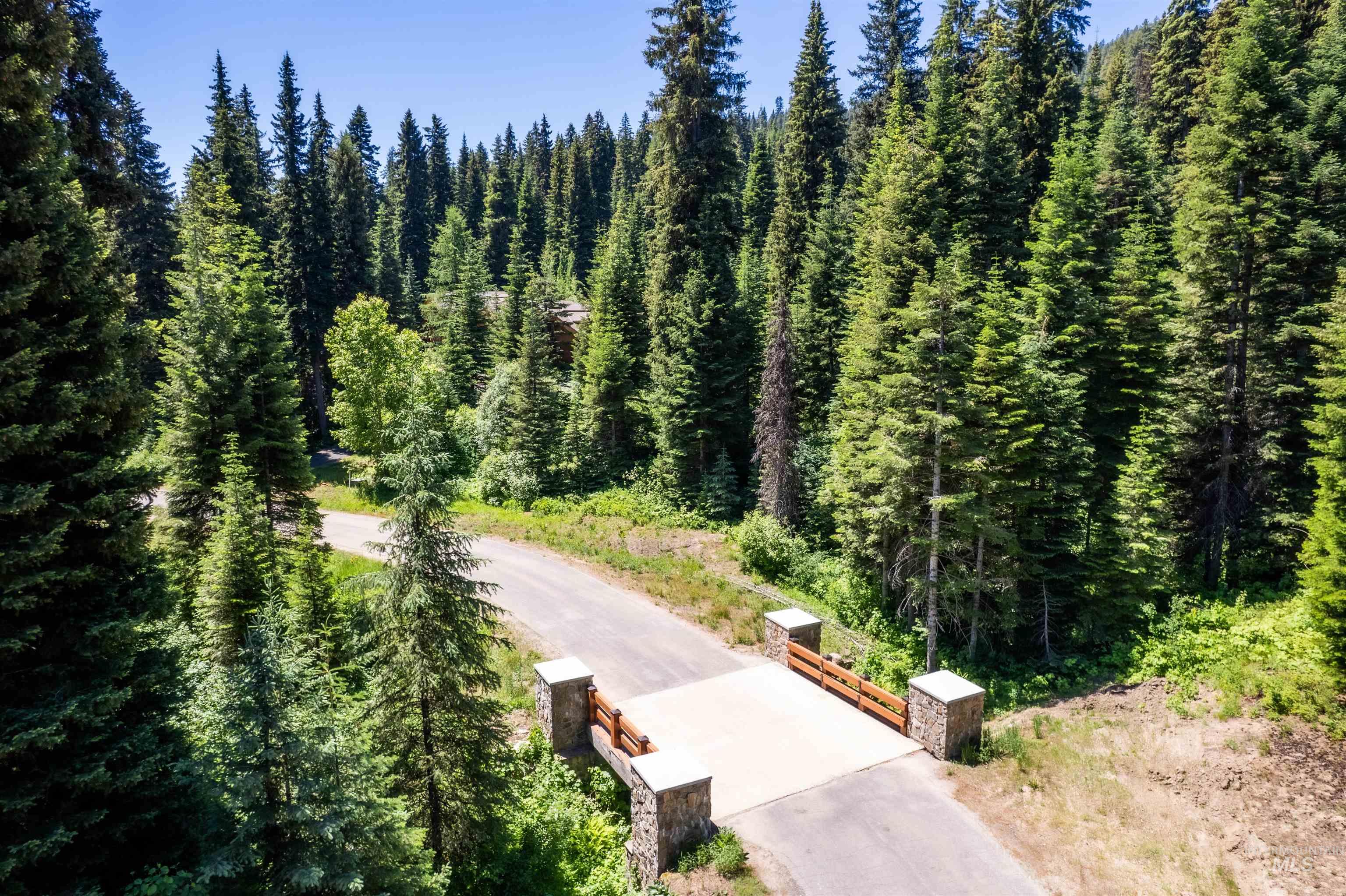 151 Pinnacle Court, Donnelly, Idaho 83615, Land For Sale, Price $499,000,MLS 98989277