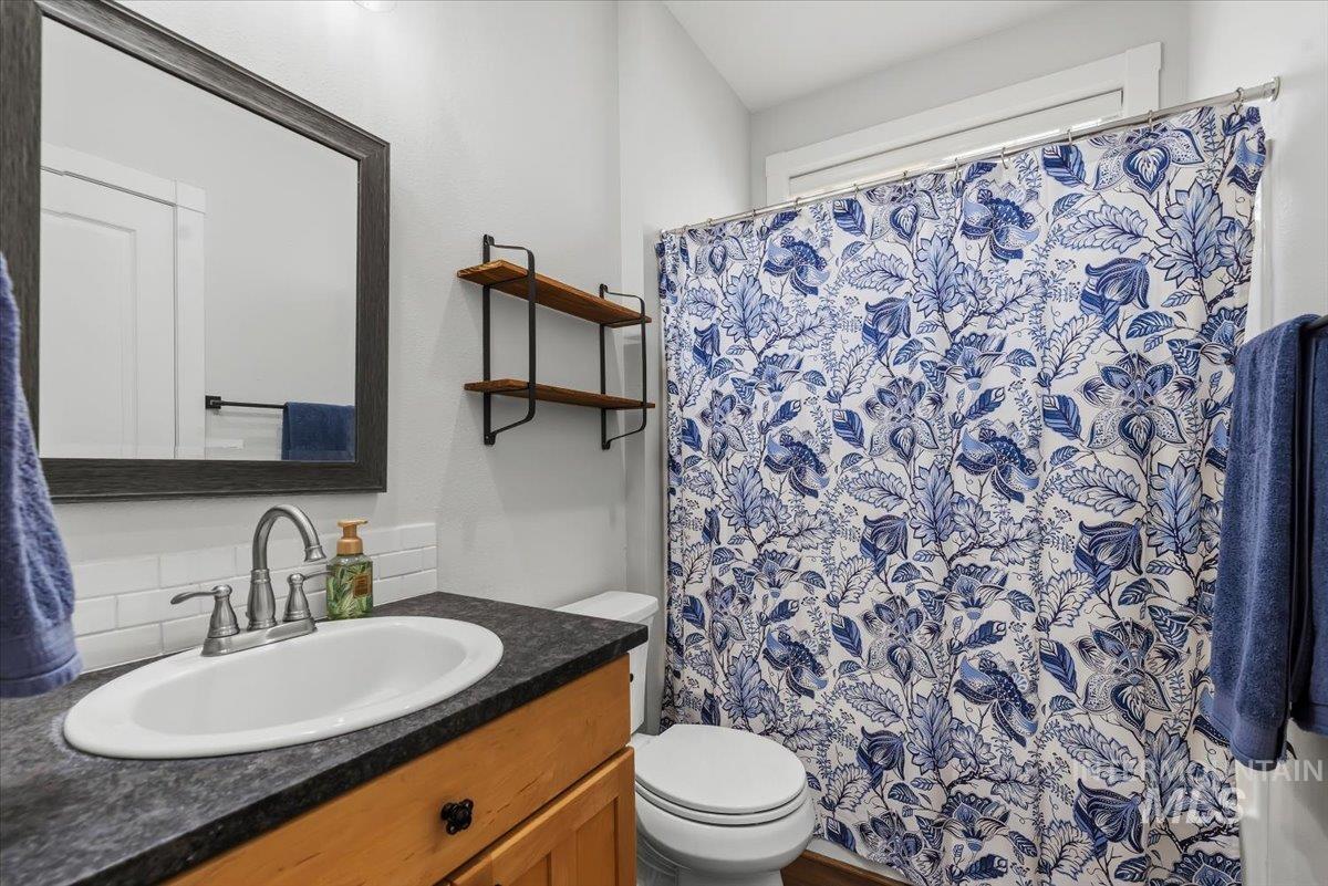 13416 N 2nd Ave, Boise, Idaho 83714, 3 Bedrooms, 3 Bathrooms, Residential For Sale, Price $675,000,MLS 98989279