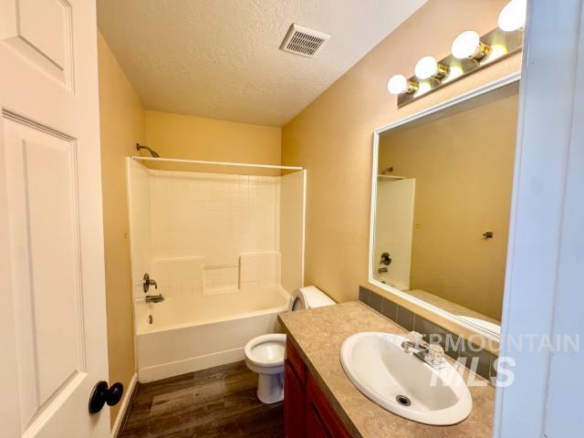 819 E Maine Ave, Nampa, Idaho 83686, 3 Bedrooms, 2 Bathrooms, Residential For Sale, Price $321,053,MLS 98989280
