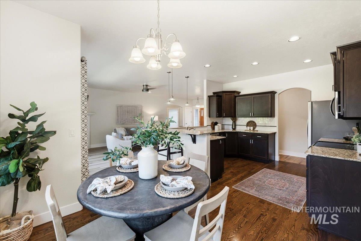 611 E Halpin Drive, Meridian, Idaho 83646, 3 Bedrooms, 2 Bathrooms, Residential For Sale, Price $525,000, 98989281