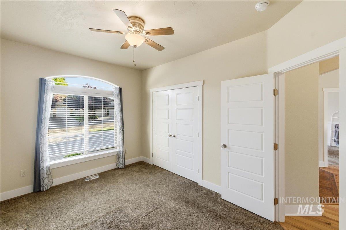 611 E Halpin Drive, Meridian, Idaho 83646, 3 Bedrooms, 2 Bathrooms, Residential For Sale, Price $525,000, 98989281