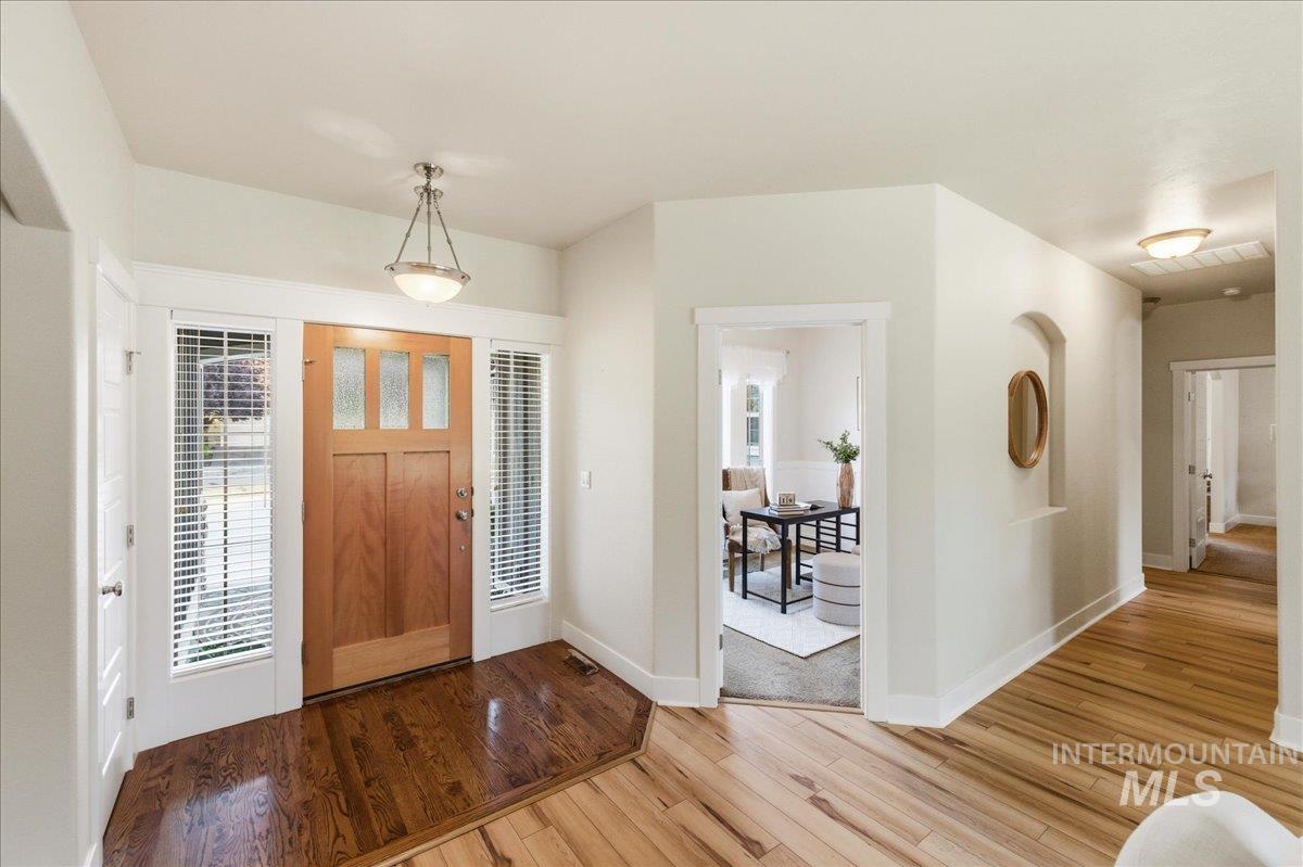 611 E Halpin Drive, Meridian, Idaho 83646, 3 Bedrooms, 2 Bathrooms, Residential For Sale, Price $525,000, 98989281