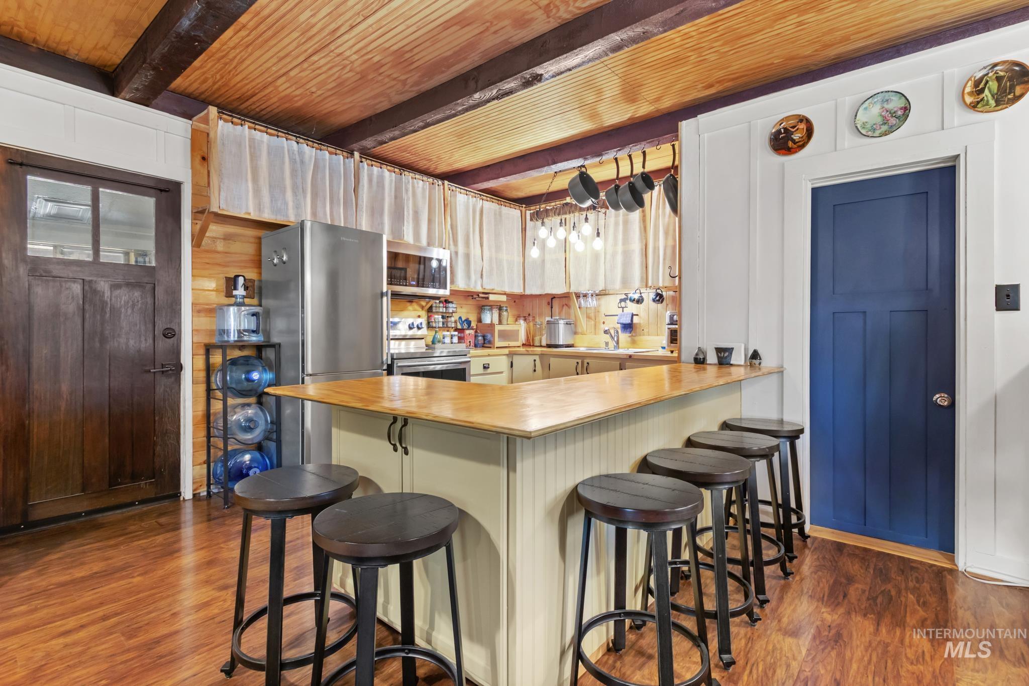 112 Cottonwood Rd, Idaho City, Idaho 83631, 3 Bedrooms, 2.5 Bathrooms, Residential For Sale, Price $349,999, 98989282