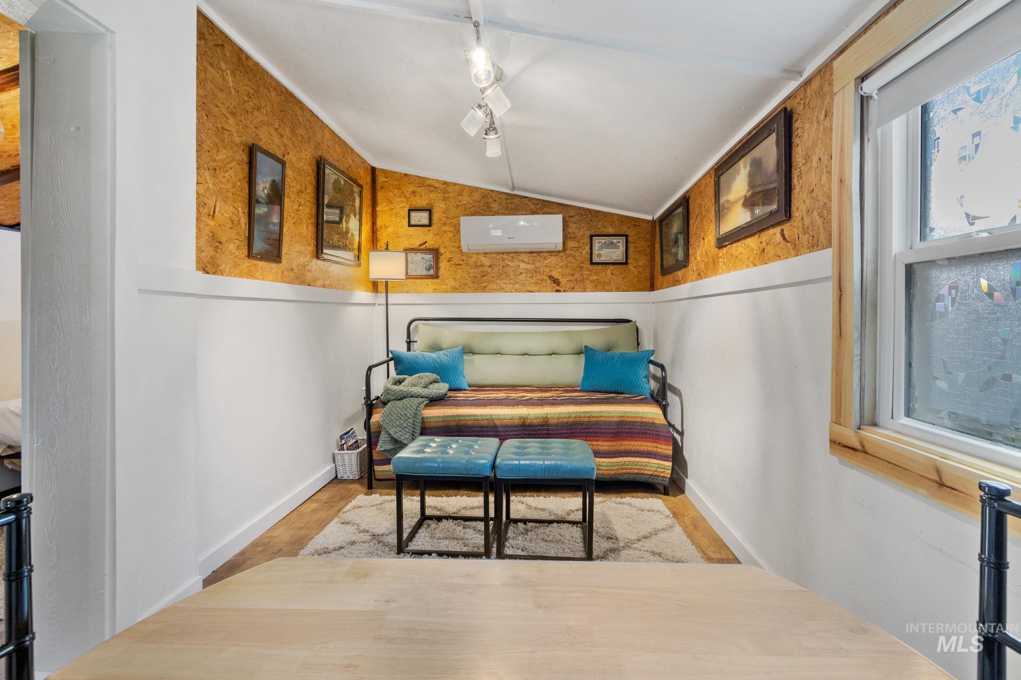 112 Cottonwood Rd, Idaho City, Idaho 83631, 3 Bedrooms, 2.5 Bathrooms, Residential For Sale, Price $349,999, 98989282