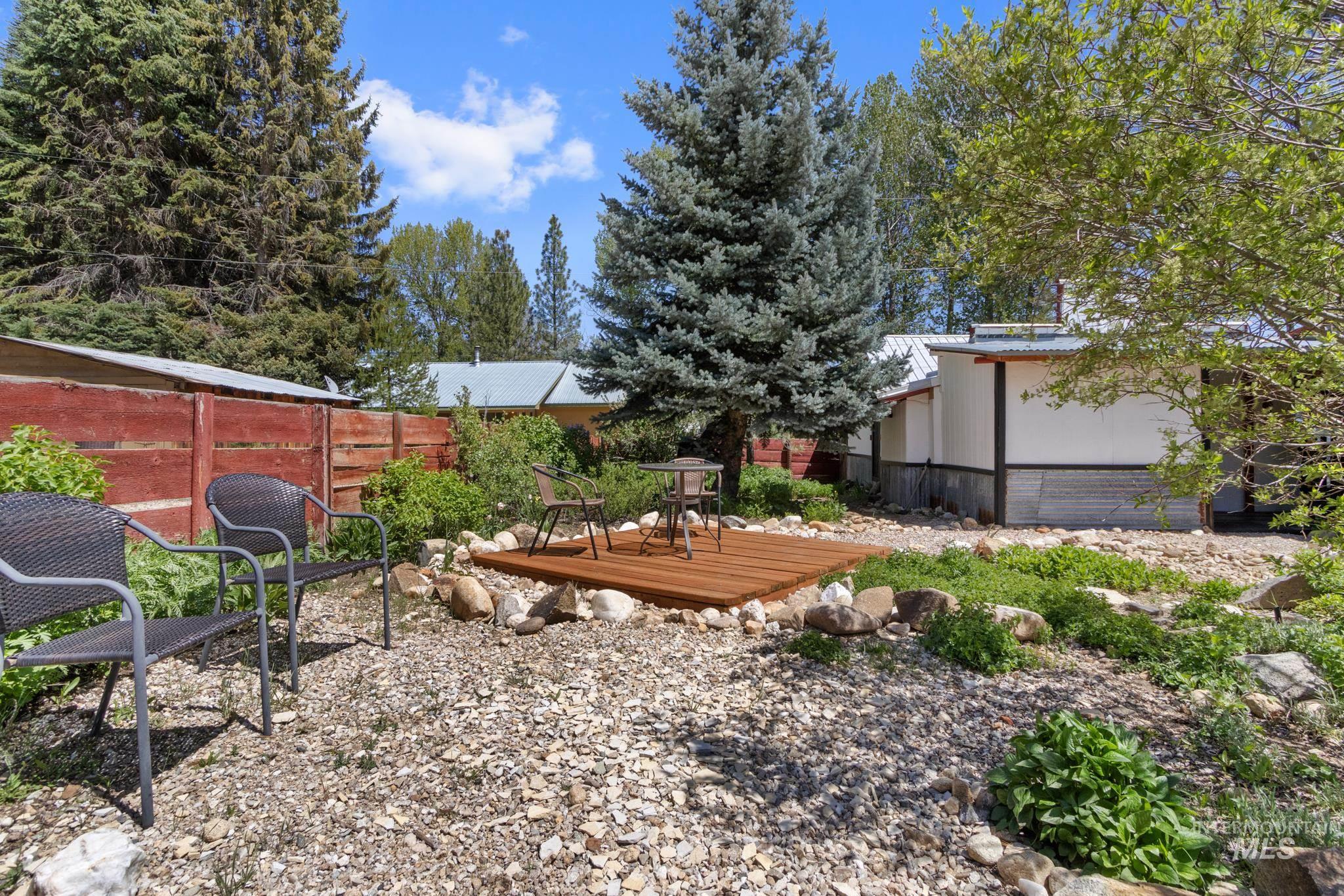 112 Cottonwood Rd, Idaho City, Idaho 83631, 3 Bedrooms, 2.5 Bathrooms, Residential For Sale, Price $349,999, 98989282