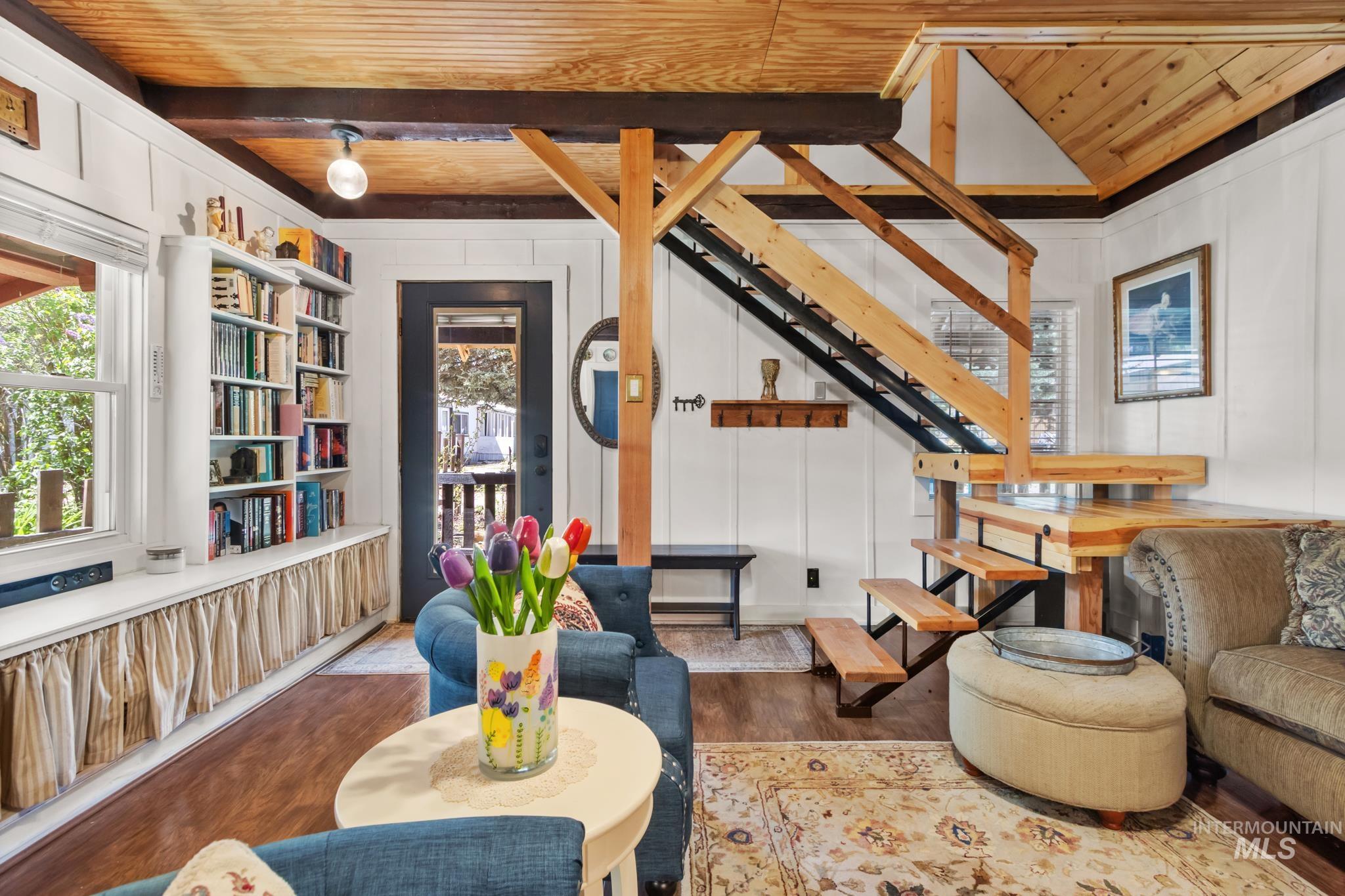 112 Cottonwood Rd, Idaho City, Idaho 83631, 3 Bedrooms, 2.5 Bathrooms, Residential For Sale, Price $349,999, 98989282