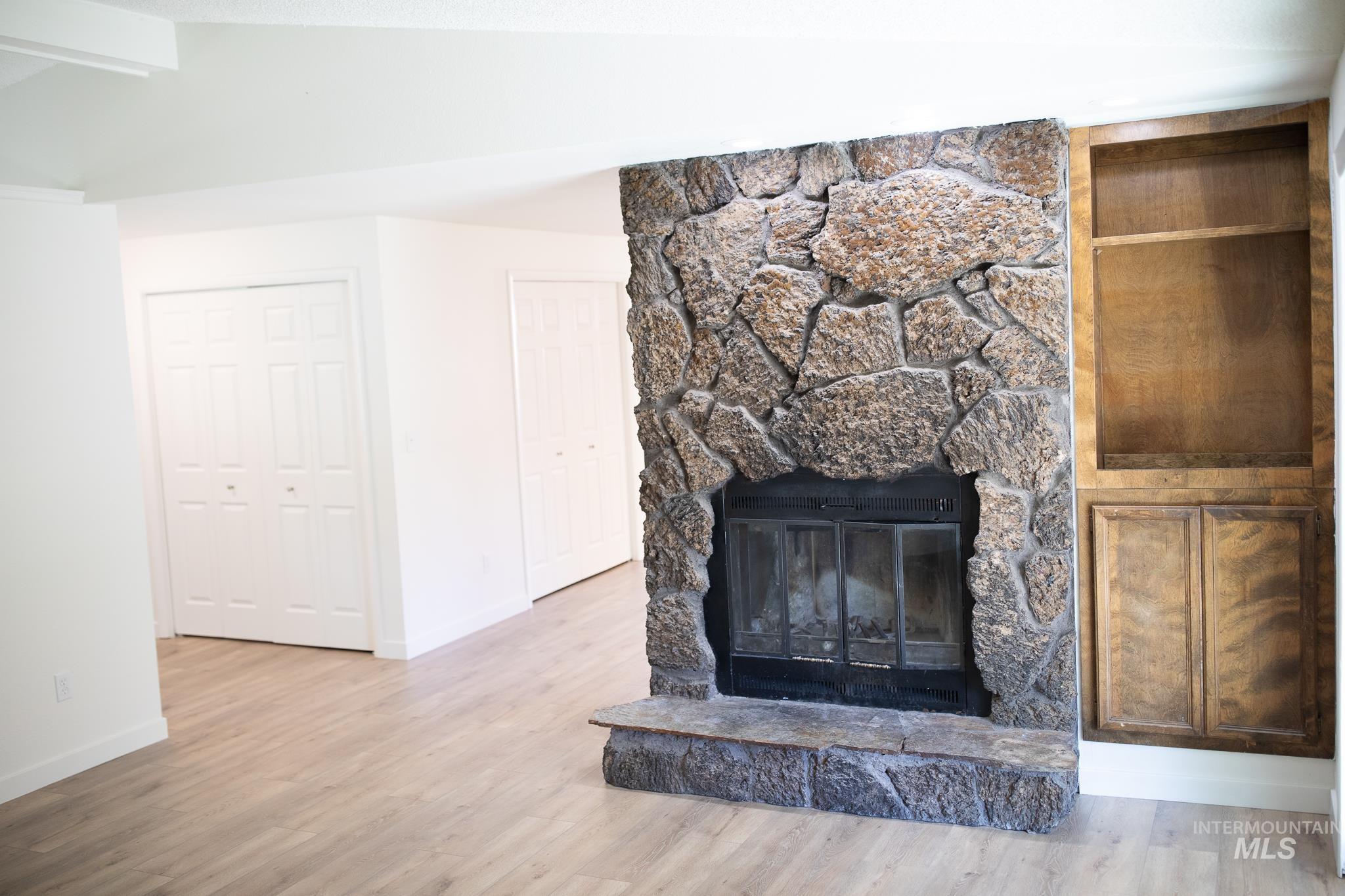 10423 W Barnsdale Dr, Boise, Idaho 83704, 6 Bedrooms, 3 Bathrooms, Residential For Sale, Price $619,900, 98989283