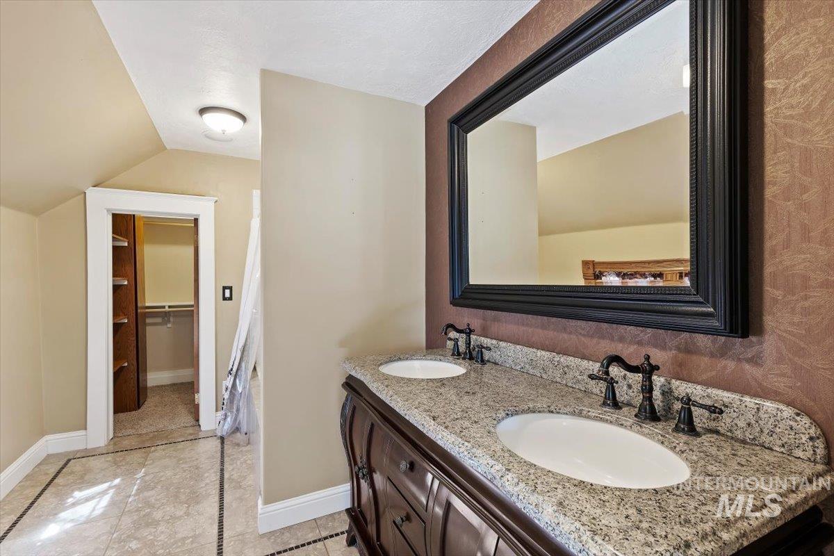 904 E Belmont St., Caldwell, Idaho 83605, 3 Bedrooms, 2.5 Bathrooms, Residential For Sale, Price $579,900, 98989289