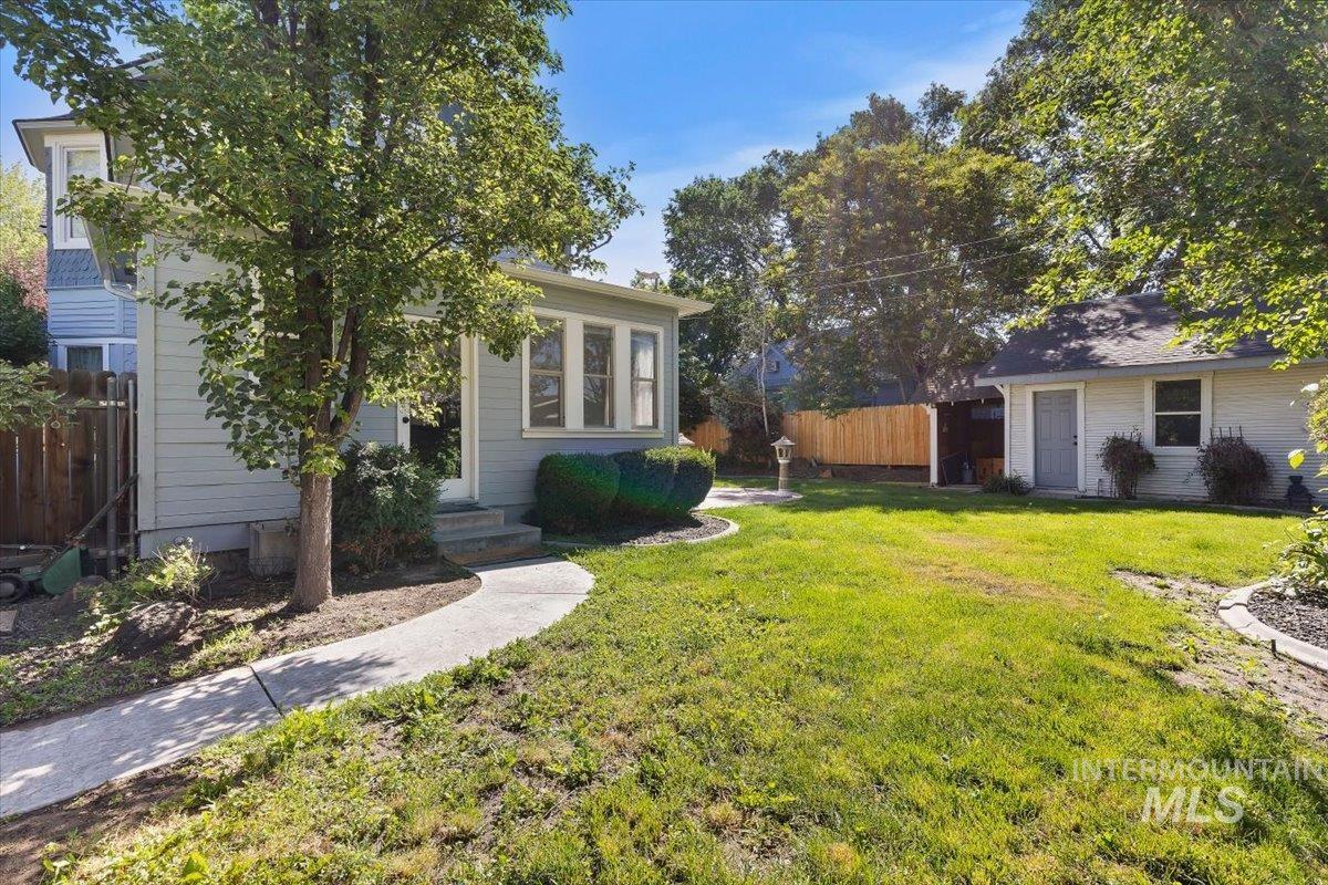 904 E Belmont St., Caldwell, Idaho 83605, 3 Bedrooms, 2.5 Bathrooms, Residential For Sale, Price $579,900, 98989289