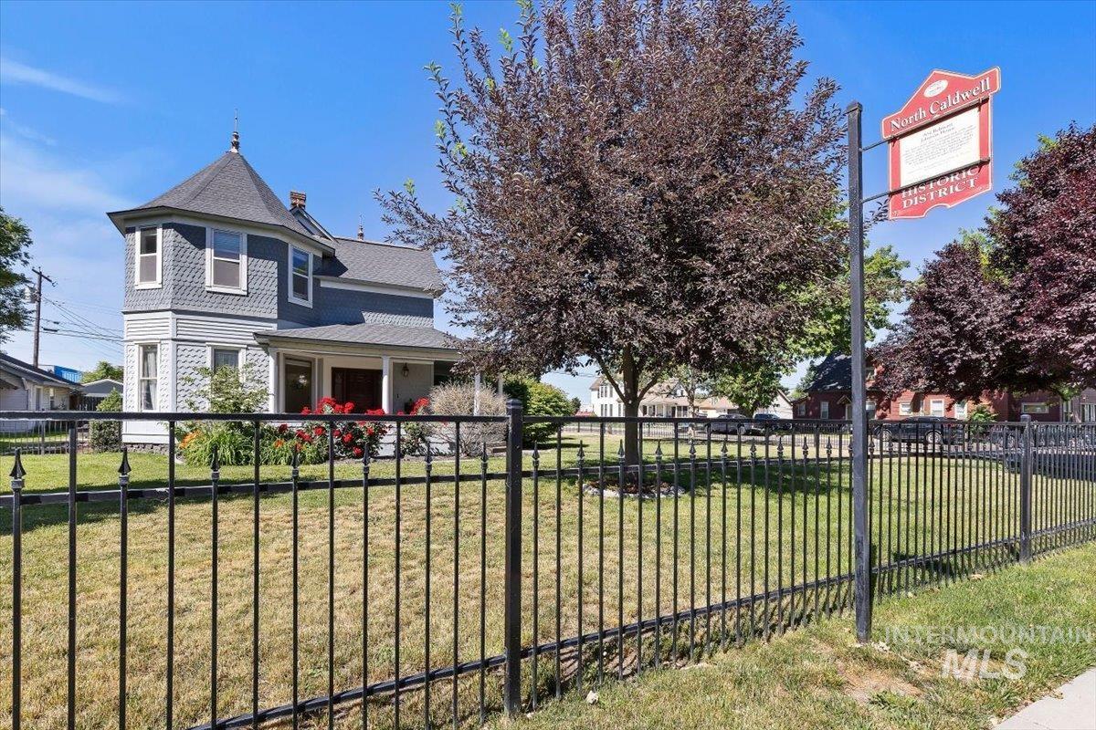 904 E Belmont St., Caldwell, Idaho 83605, 3 Bedrooms, 2.5 Bathrooms, Residential For Sale, Price $579,900, 98989289