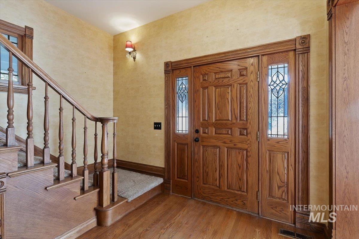 904 E Belmont St., Caldwell, Idaho 83605, 3 Bedrooms, 2.5 Bathrooms, Residential For Sale, Price $579,900, 98989289