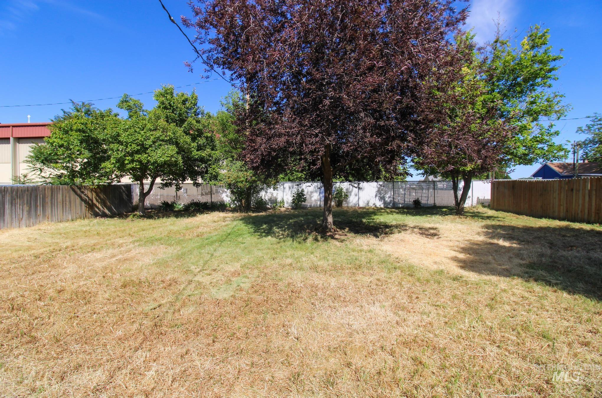 25960 Vermont St, Parma, Idaho 83660-7059, 3 Bedrooms, 2 Bathrooms, Residential For Sale, Price $289,900, 98989290