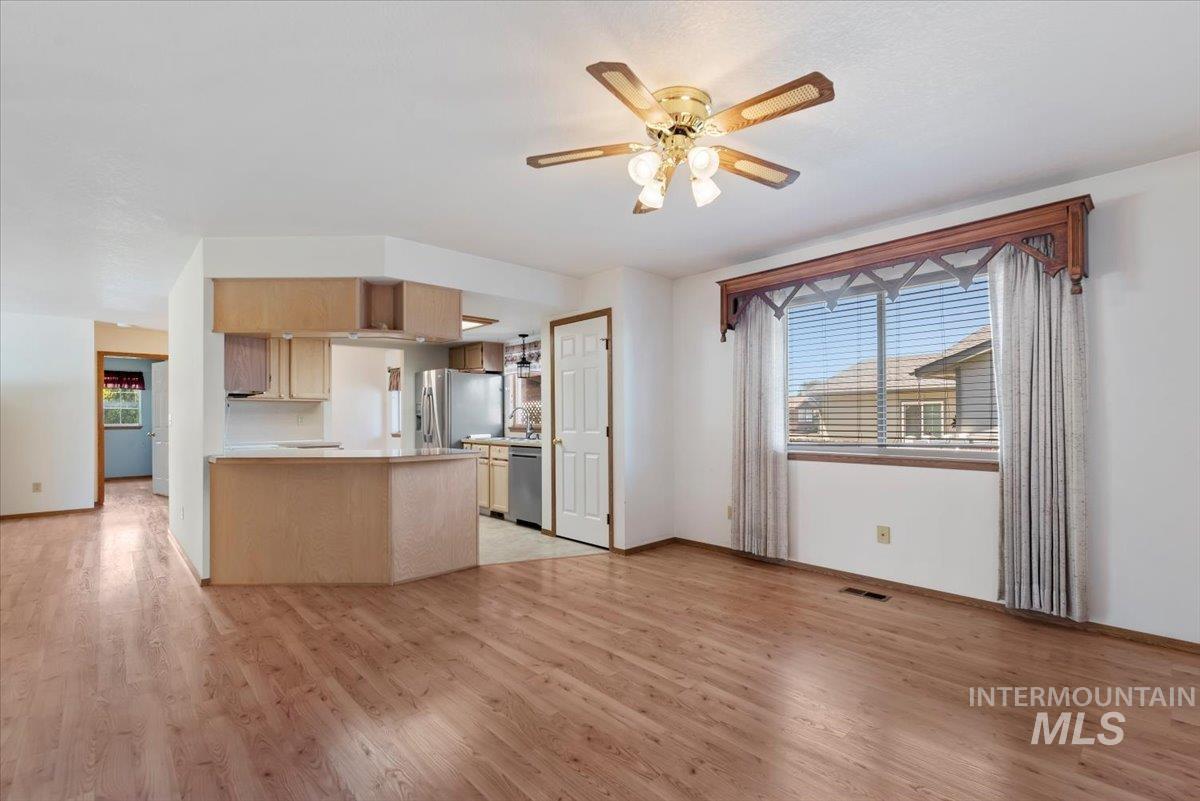 1100 Burnett Street, Nampa, Idaho 83651, 3 Bedrooms, 2 Bathrooms, Residential For Sale, Price $329,000, 98989295