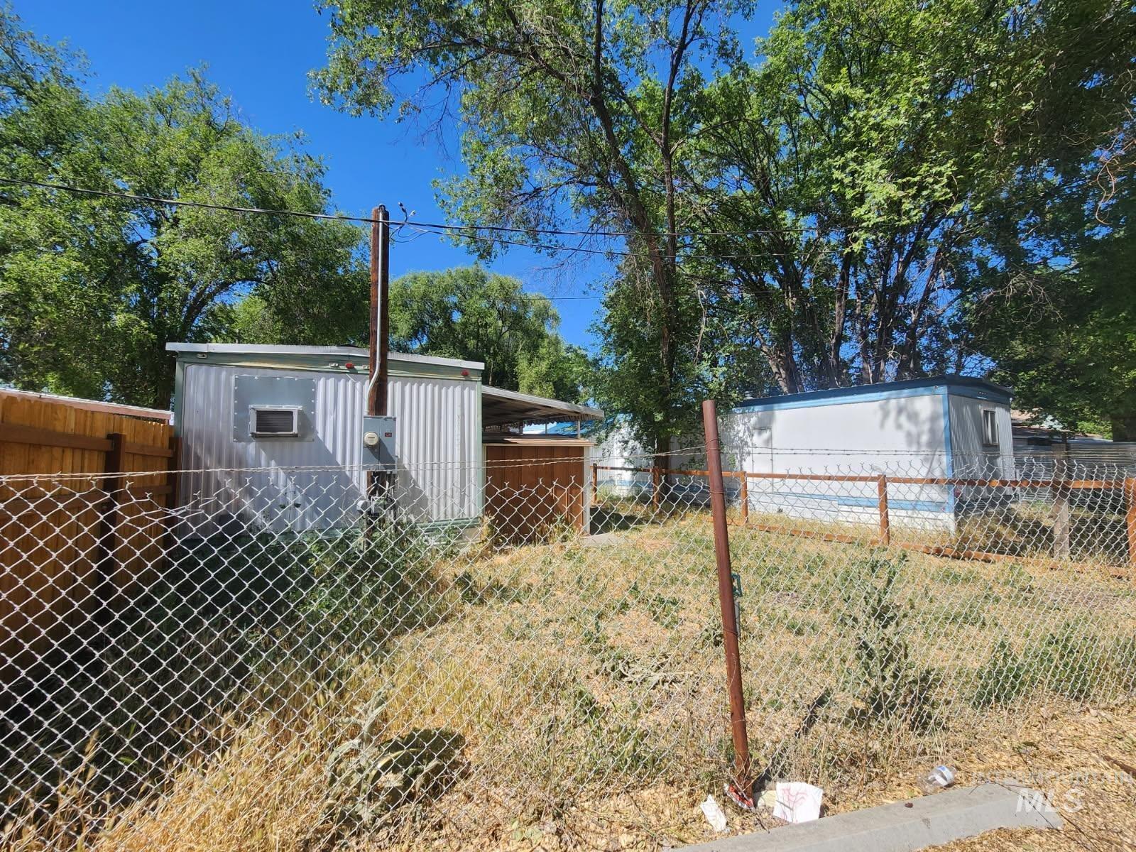 257 D Street, Vale, Oregon 97918, 2 Bedrooms, 1 Bathroom, Residential Income For Sale, Price $160,000, 98989298