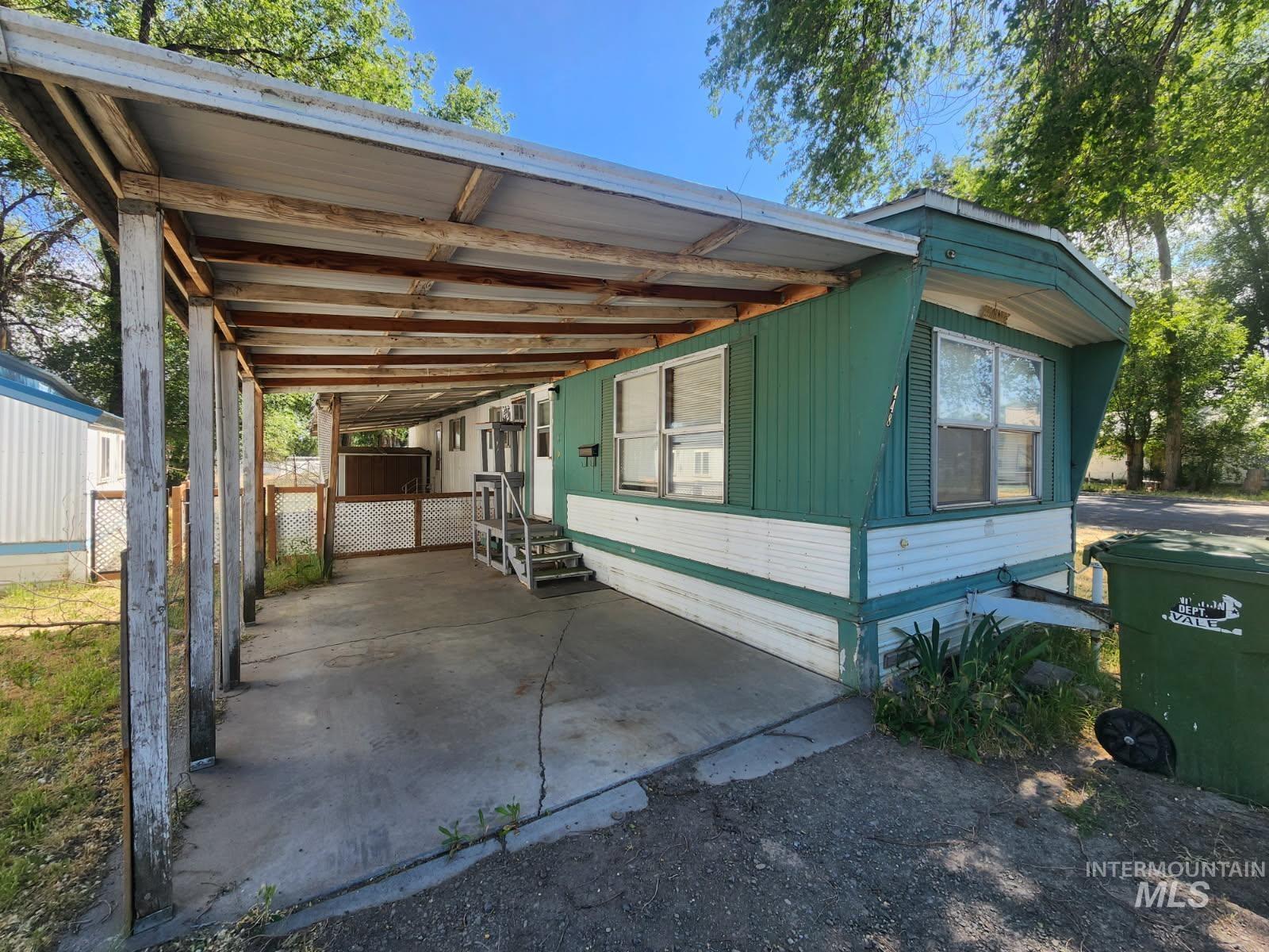 257 D Street, Vale, Oregon 97918, 2 Bedrooms, 1 Bathroom, Residential Income For Sale, Price $160,000, 98989298