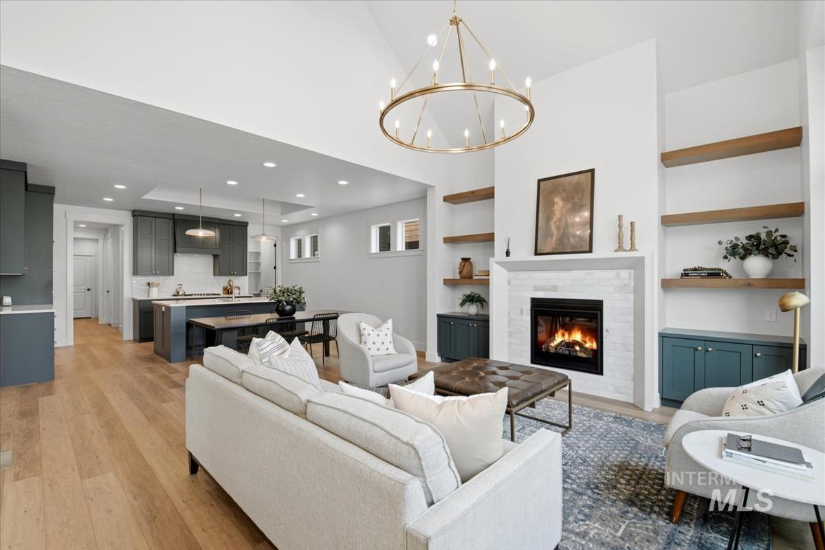 1027 E Escalation St, Meridian, Idaho 83642, 3 Bedrooms, 2.5 Bathrooms, Residential For Sale, Price $594,900,MLS 98989306