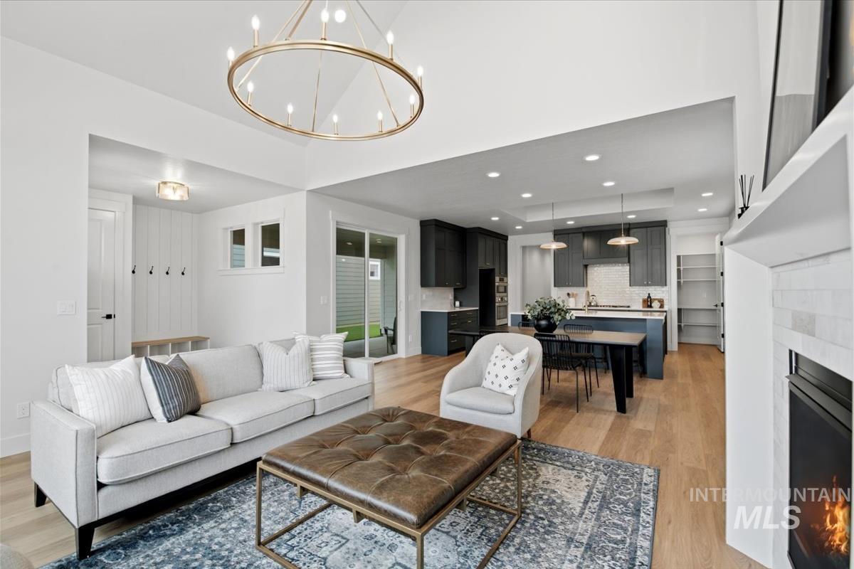 1027 E Escalation St, Meridian, Idaho 83642, 3 Bedrooms, 2.5 Bathrooms, Residential For Sale, Price $594,900,MLS 98989306