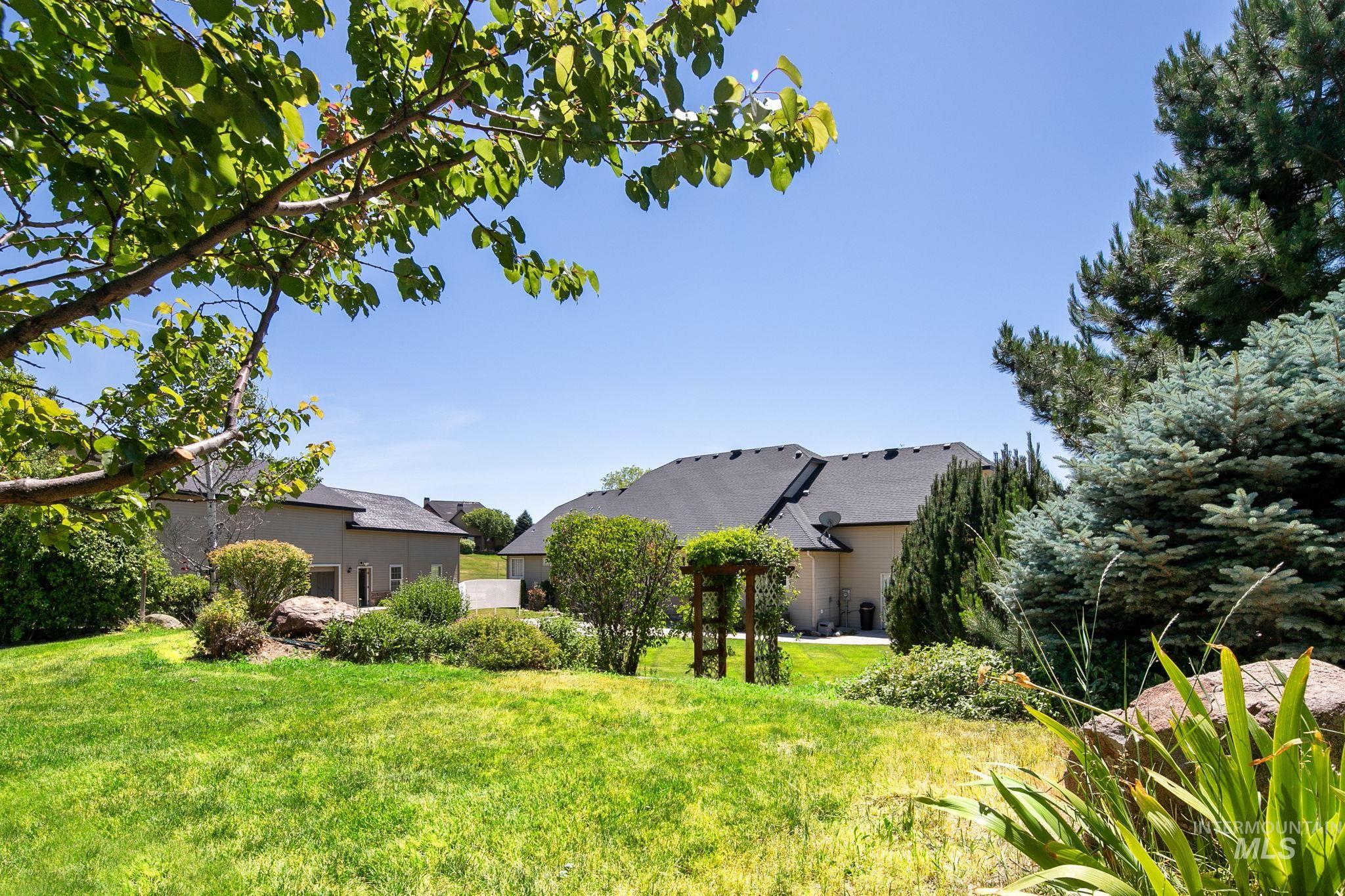 6850 Purple Sage, Star, Idaho 83669, 4 Bedrooms, 2.5 Bathrooms, Residential For Sale, Price $999,000,MLS 98989315