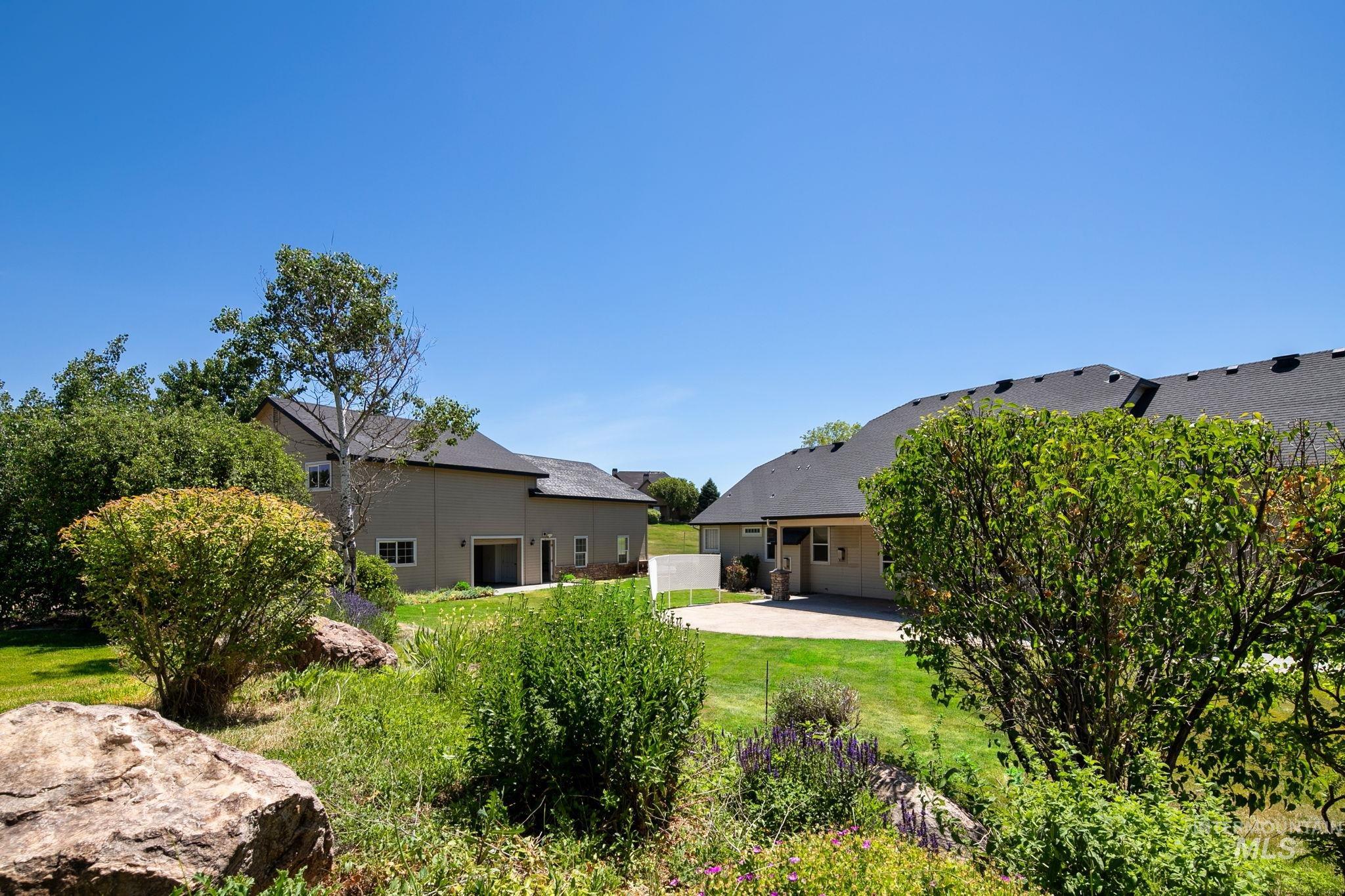 6850 Purple Sage, Star, Idaho 83669, 4 Bedrooms, 2.5 Bathrooms, Residential For Sale, Price $999,000,MLS 98989315