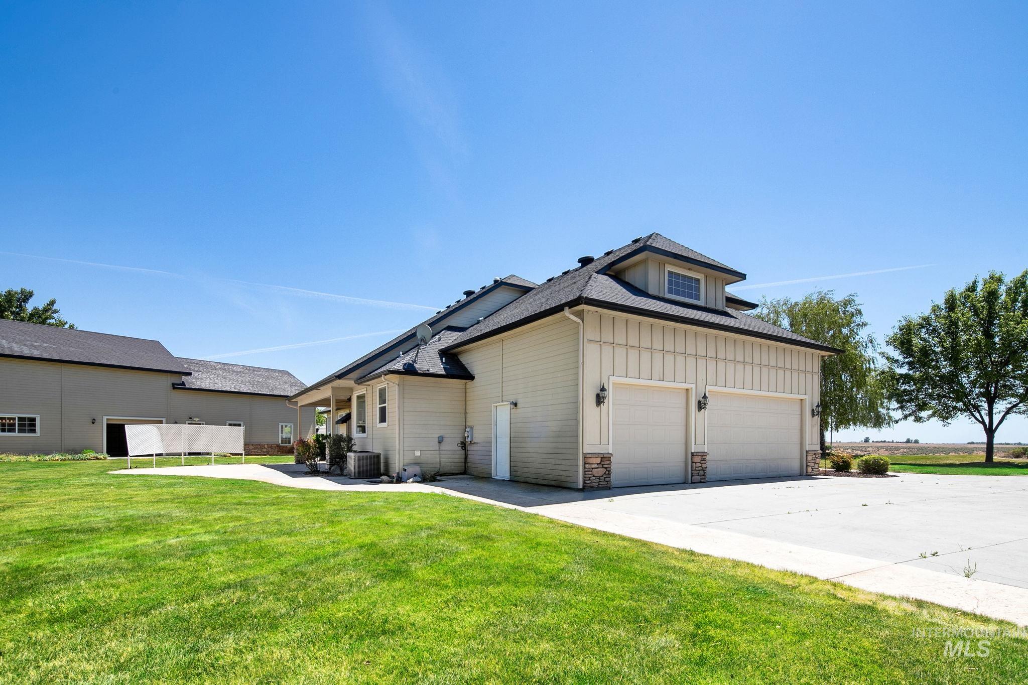 6850 Purple Sage, Star, Idaho 83669, 4 Bedrooms, 2.5 Bathrooms, Residential For Sale, Price $999,000,MLS 98989315