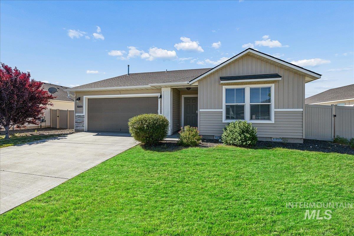 11201 Bidwell, Caldwell, Idaho 83605-8186, 3 Bedrooms, 2 Bathrooms, Residential For Sale, Price $395,000,MLS 98989322