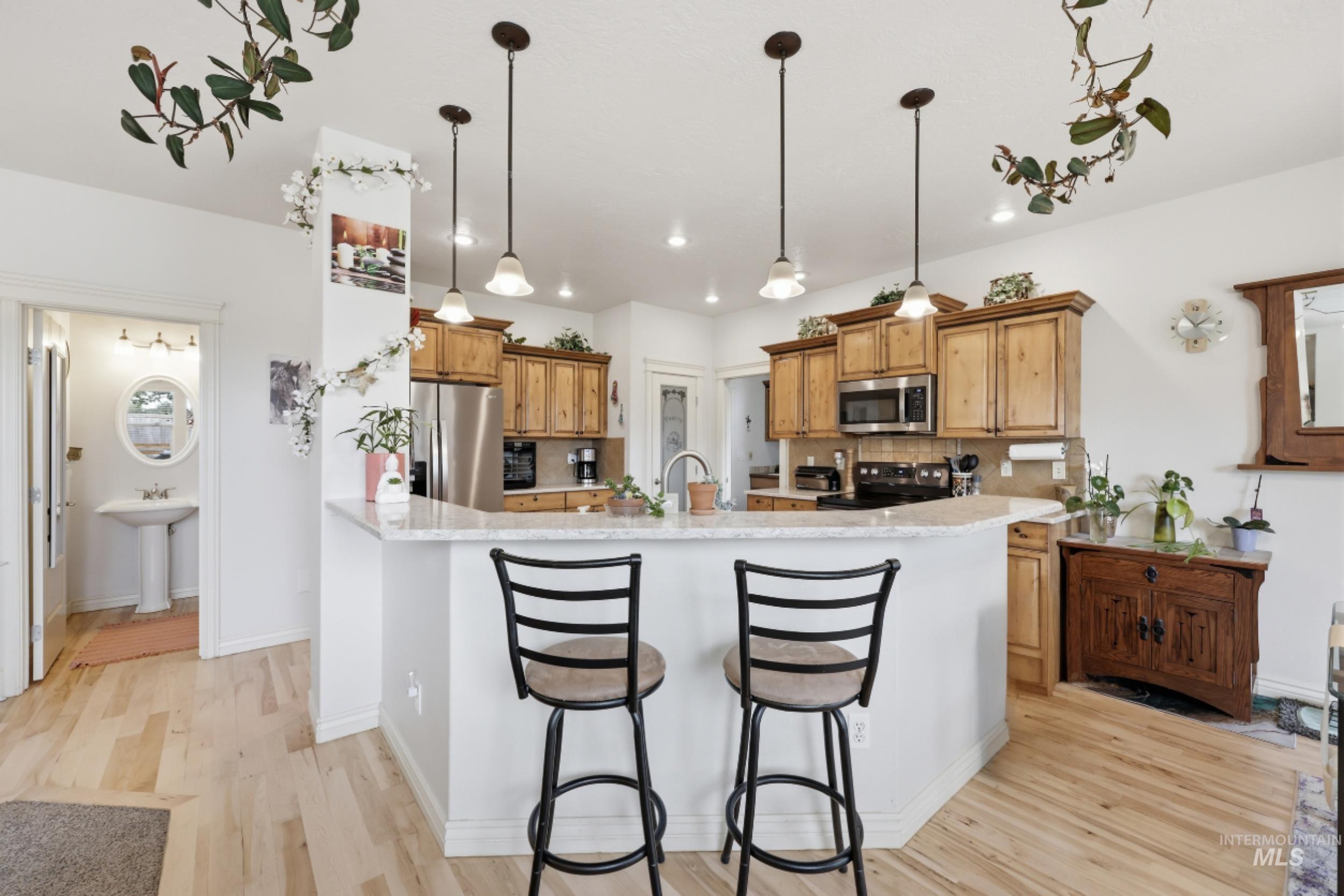 9973 W Arabian Dr, Boise, Idaho 83709, 4 Bedrooms, 2.5 Bathrooms, Residential For Sale, Price $584,900,MLS 98989327