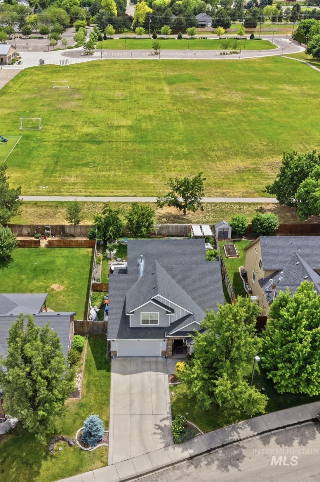 9973 W Arabian Dr, Boise, Idaho 83709, 4 Bedrooms, 2.5 Bathrooms, Residential For Sale, Price $584,900,MLS 98989327