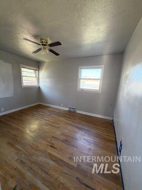860 N 9th E, Mountain Home, Idaho 83647, 4 Bedrooms, 2 Bathrooms, Residential For Sale, Price $269,000,MLS 98989335