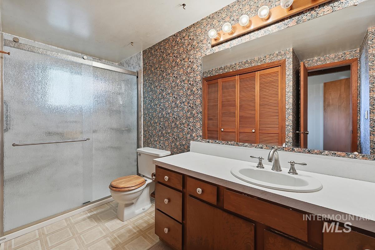 4475 Oregon Trail Pl, Boise, Idaho 83716, 4 Bedrooms, 2 Bathrooms, Residential For Sale, Price $720,000, 98989346