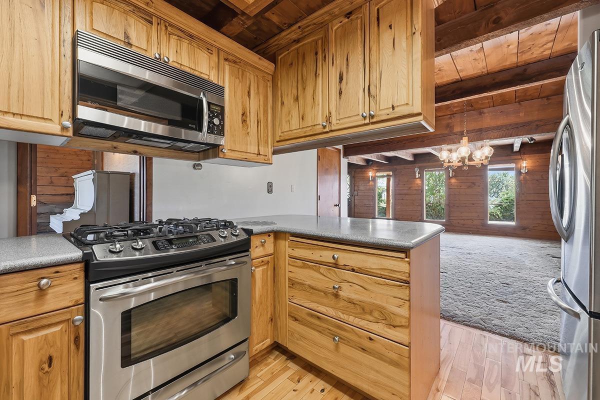 4475 Oregon Trail Pl, Boise, Idaho 83716, 4 Bedrooms, 2 Bathrooms, Residential For Sale, Price $720,000, 98989346