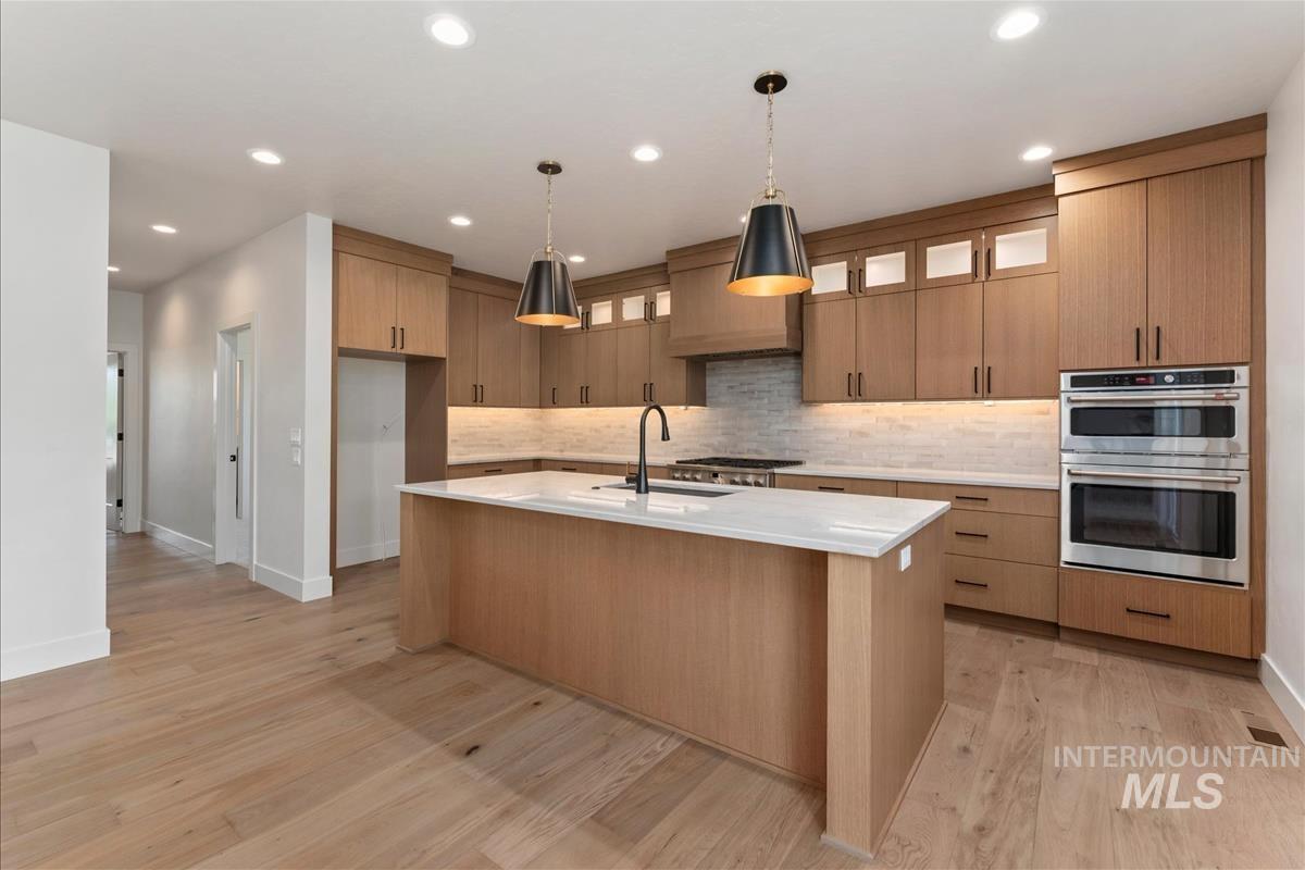 7078 E Chicken Hawk Loop, Nampa, Idaho 83686, 3 Bedrooms, 3 Bathrooms, Residential For Sale, Price $914,900, 98989347