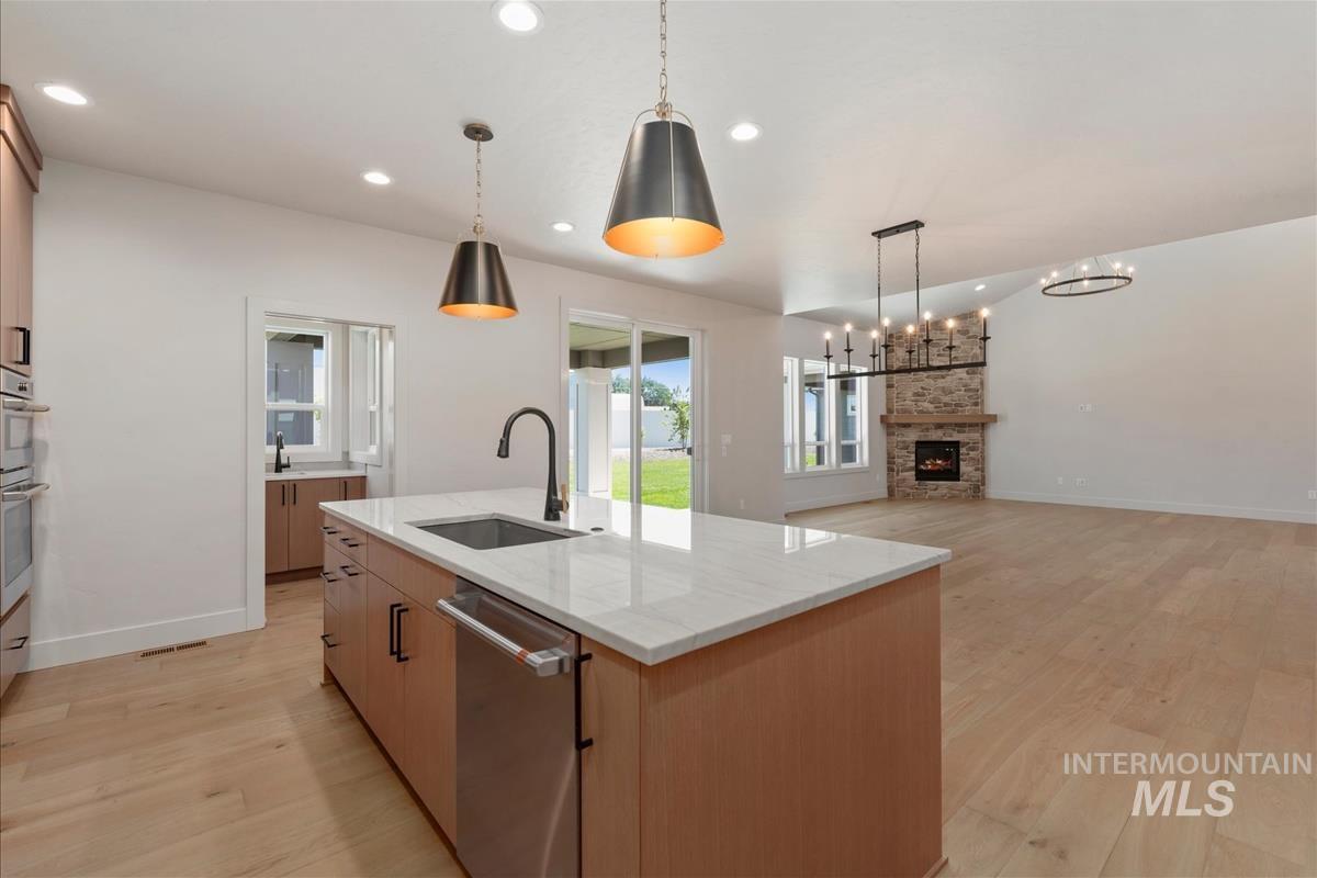 7078 E Chicken Hawk Loop, Nampa, Idaho 83686, 3 Bedrooms, 3 Bathrooms, Residential For Sale, Price $914,900, 98989347