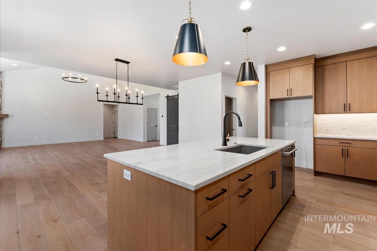 7078 E Chicken Hawk Loop, Nampa, Idaho 83686, 3 Bedrooms, 3 Bathrooms, Residential For Sale, Price $914,900, 98989347
