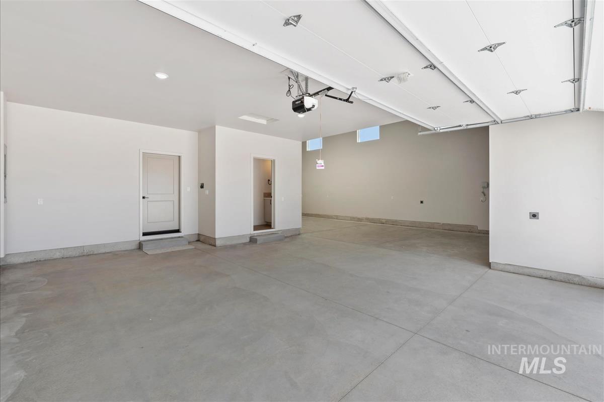 7078 E Chicken Hawk Loop, Nampa, Idaho 83686, 3 Bedrooms, 3 Bathrooms, Residential For Sale, Price $914,900, 98989347