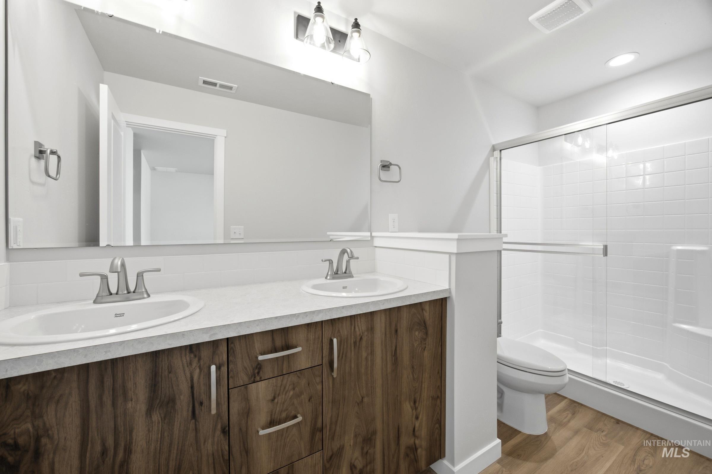 227 W 17th Ave, Jerome, Idaho 83338, 3 Bedrooms, 2 Bathrooms, Residential For Sale, Price $339,990,MLS 98989353