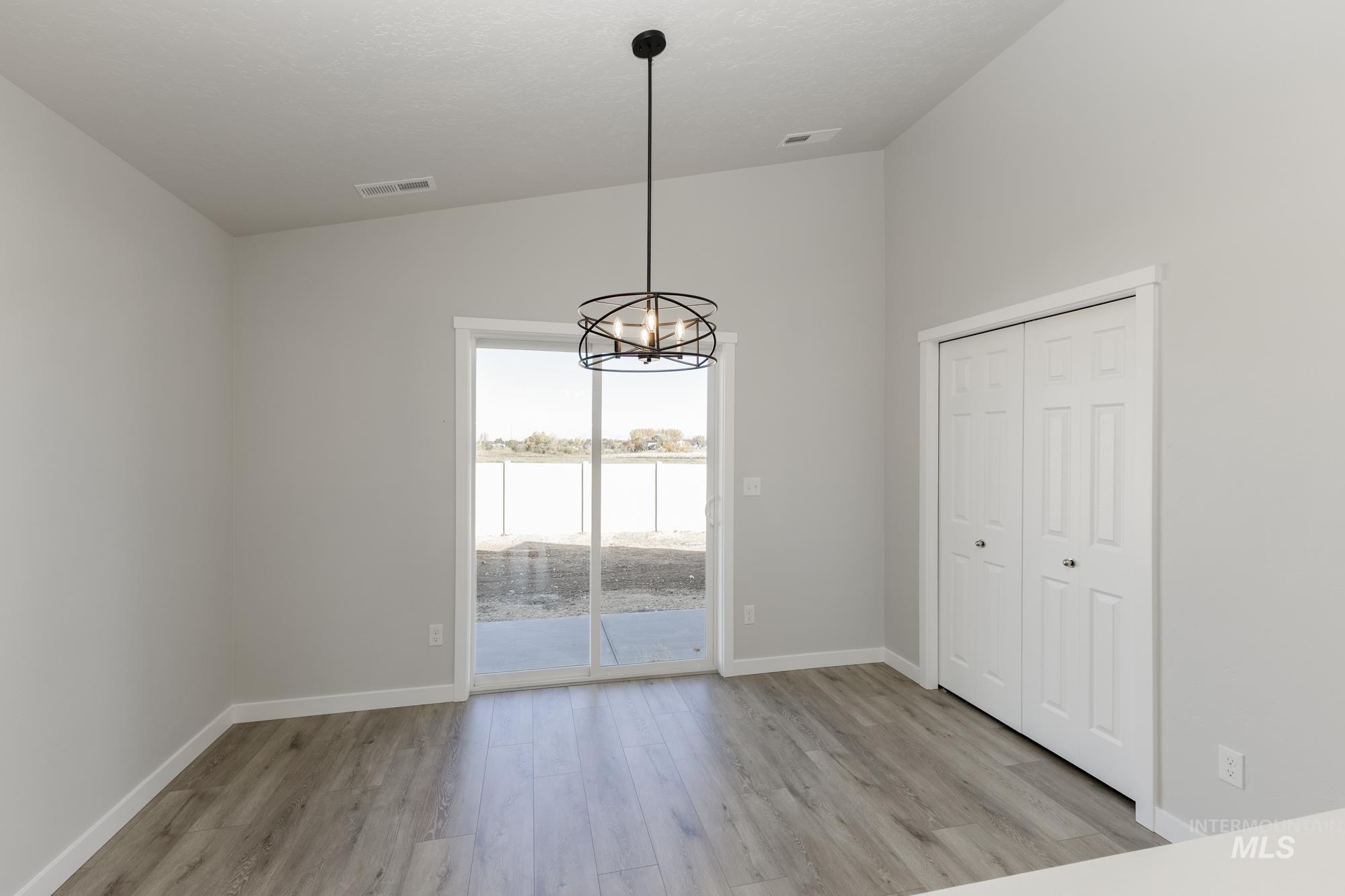 227 W 17th Ave, Jerome, Idaho 83338, 3 Bedrooms, 2 Bathrooms, Residential For Sale, Price $339,990,MLS 98989353