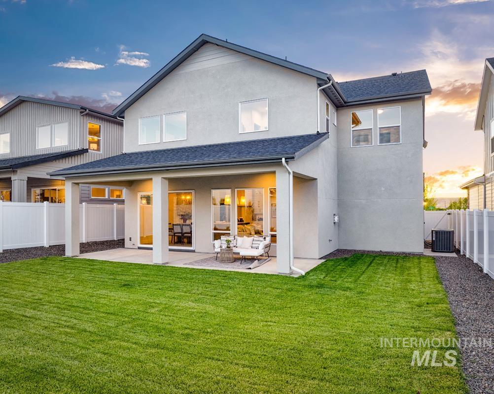 3116 E Renwick St, Meridian, Idaho 83642, 4 Bedrooms, 3.5 Bathrooms, Residential For Sale, Price $955,000,MLS 98989354