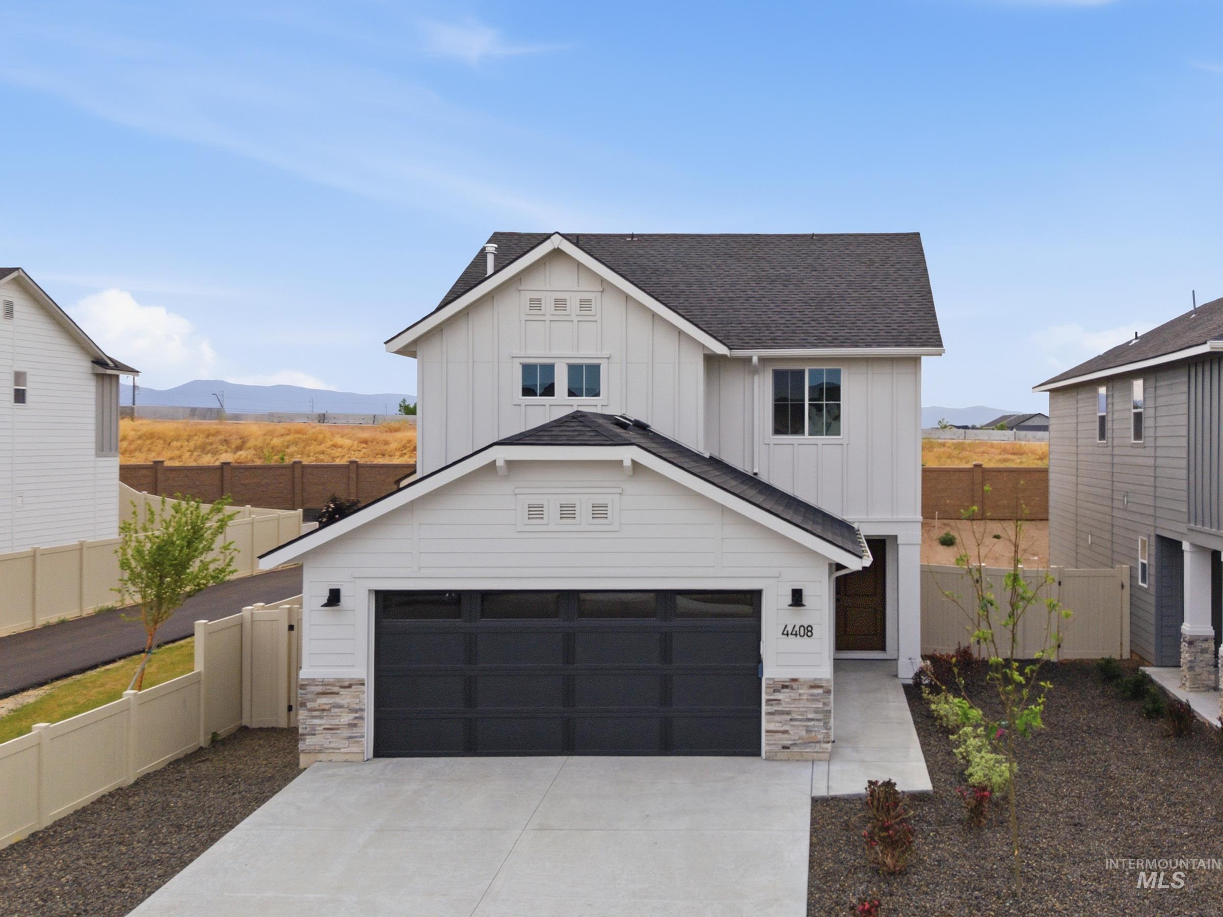 968 Thunderbolt St, Mountain Home, Idaho 83647, 3 Bedrooms, 2.5 Bathrooms, Residential For Sale, Price $383,990, 98989359