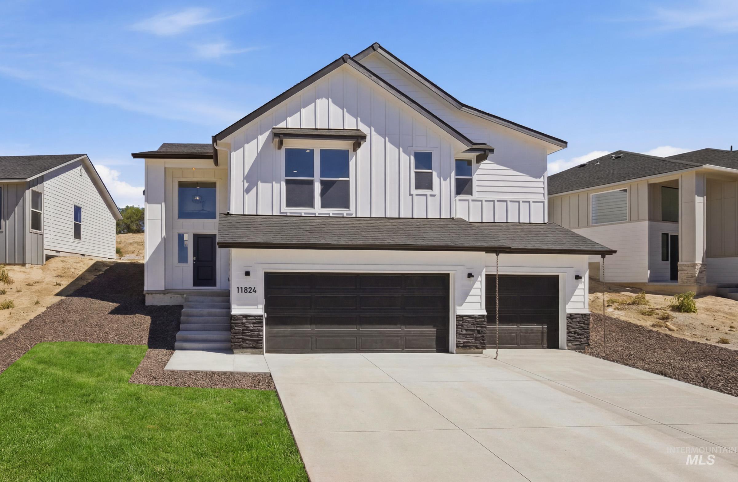 11724 W Snow Flower Dr, Star, Idaho 83669, 3 Bedrooms, 2 Bathrooms, Residential For Sale, Price $599,990,MLS 98989360
