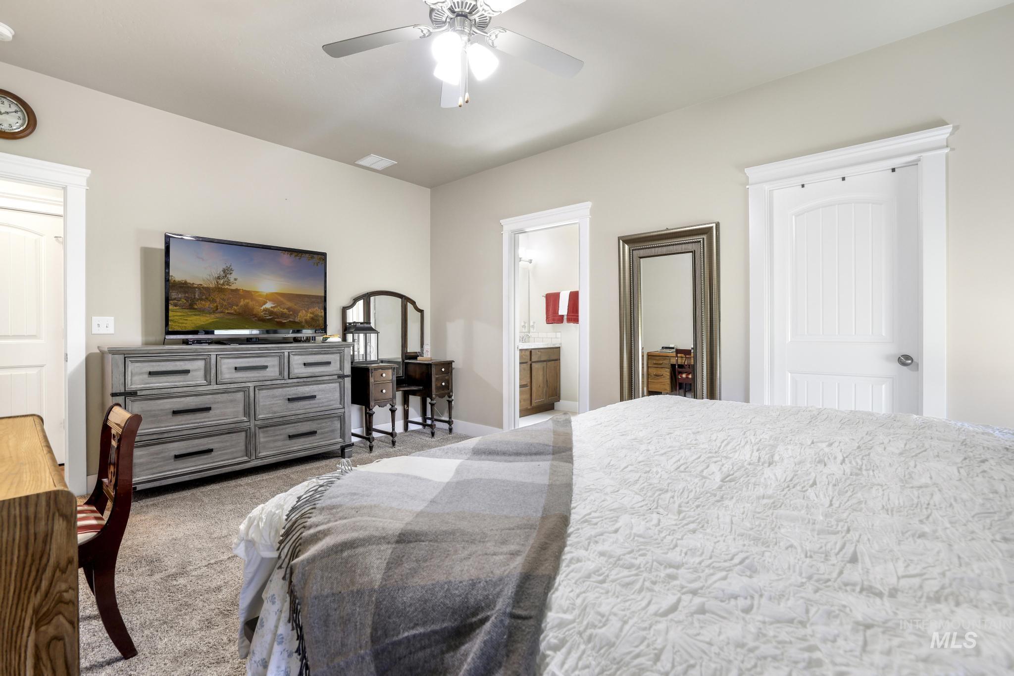731 Drayton Ave, Twin Falls, Idaho 83301, 4 Bedrooms, 2 Bathrooms, Residential For Sale, Price $444,000,MLS 98989368