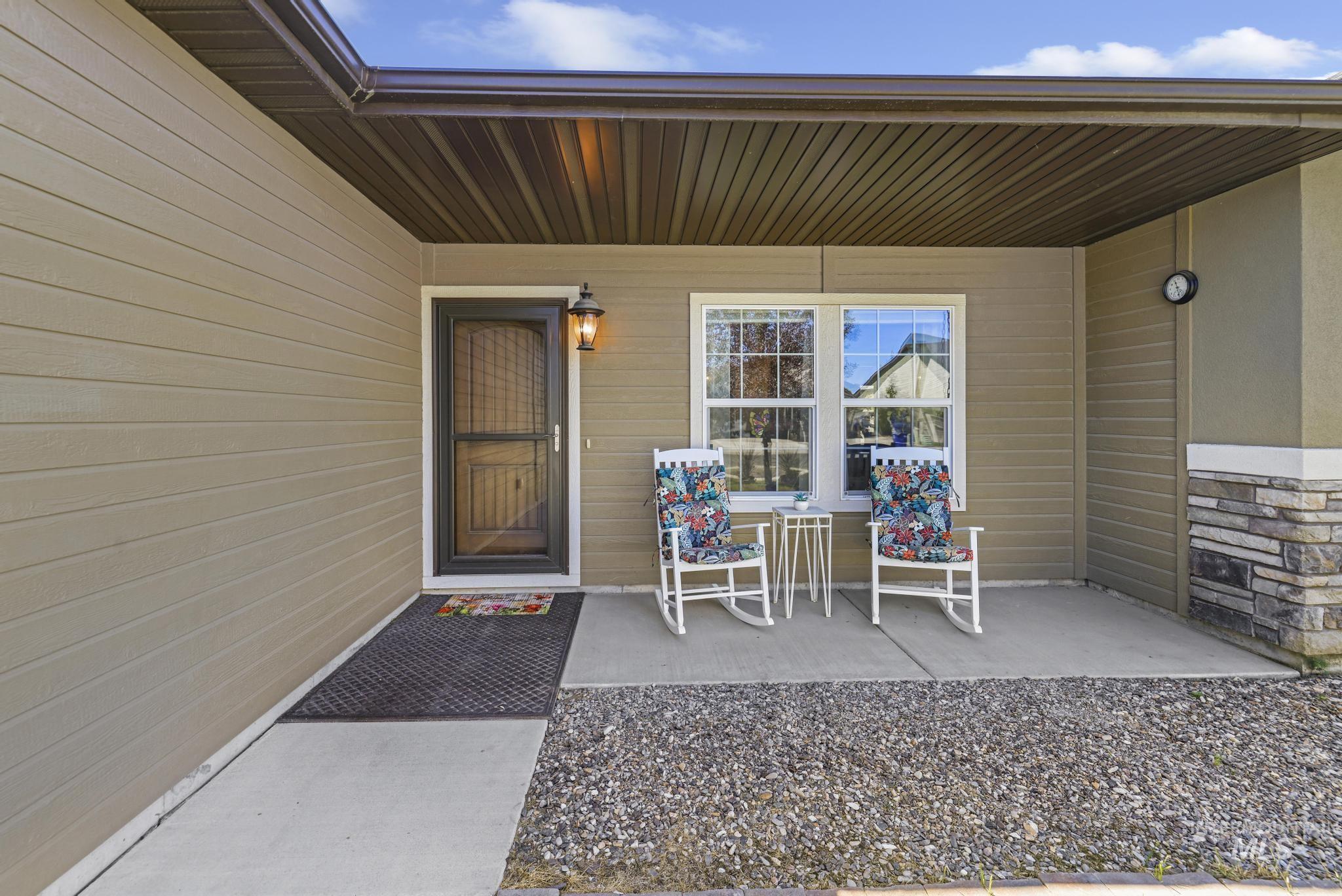 731 Drayton Ave, Twin Falls, Idaho 83301, 4 Bedrooms, 2 Bathrooms, Residential For Sale, Price $444,000,MLS 98989368
