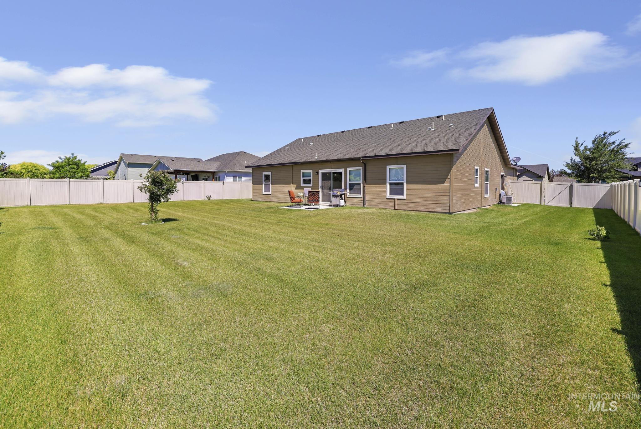 731 Drayton Ave, Twin Falls, Idaho 83301, 4 Bedrooms, 2 Bathrooms, Residential For Sale, Price $444,000,MLS 98989368