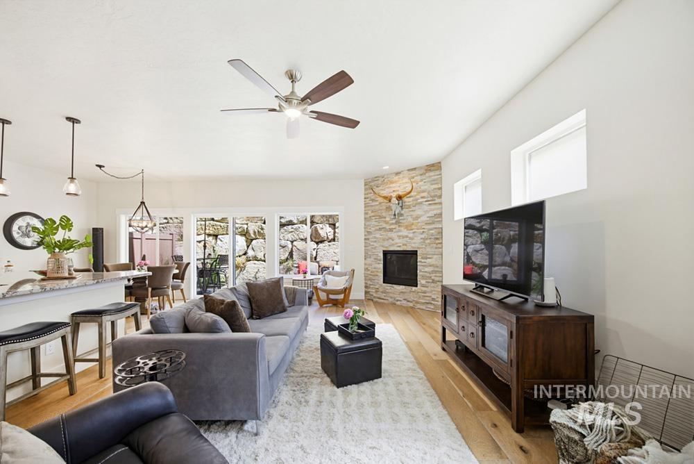2244 W Hill Terrace Ln, Boise, Idaho 83702, 3 Bedrooms, 2.5 Bathrooms, Residential For Sale, Price $599,900, 98989379